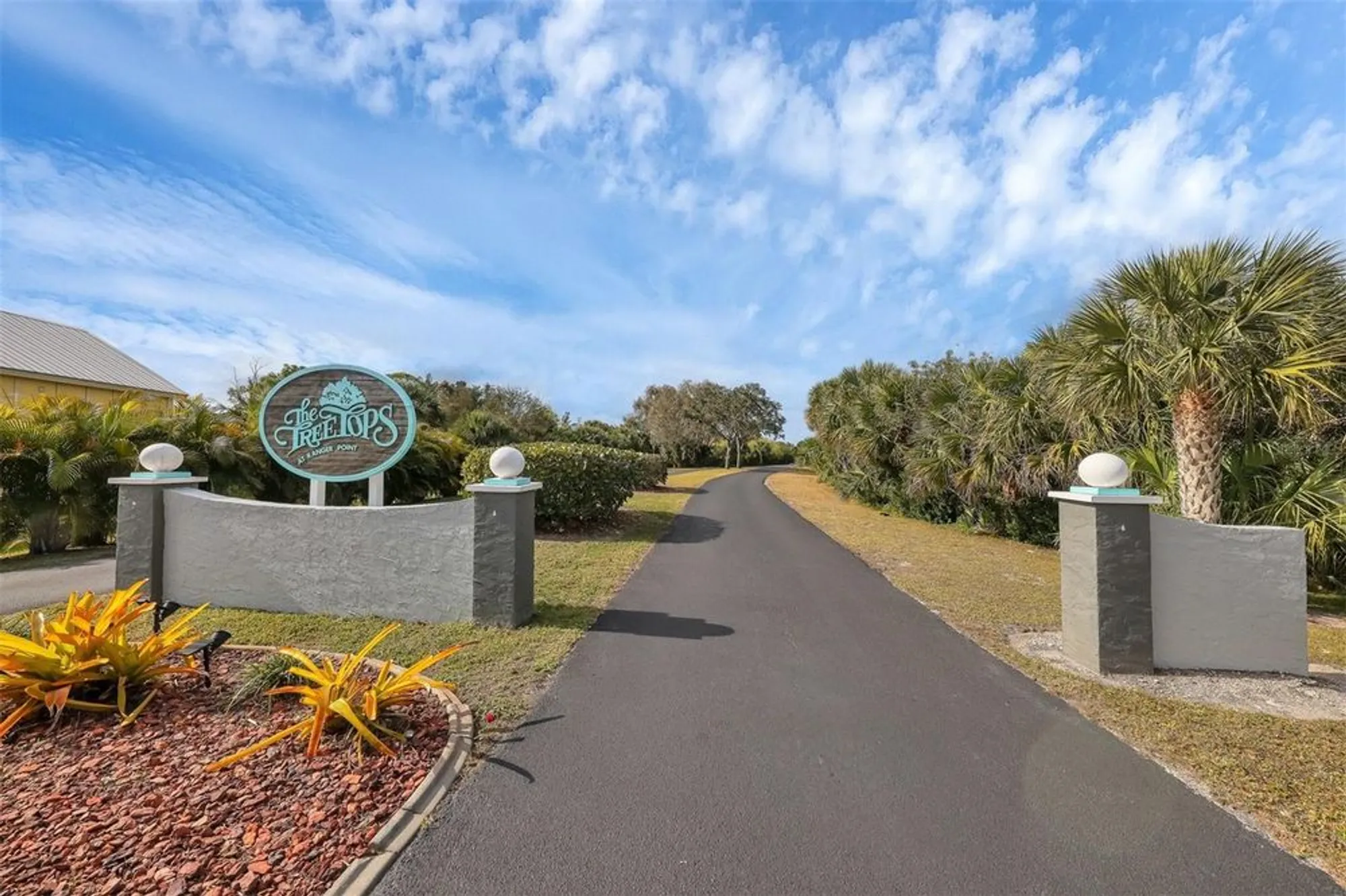 Property Slideshow image 30 of 37 | 4261 oak terrace cir, Port Charlotte, FL, 33953