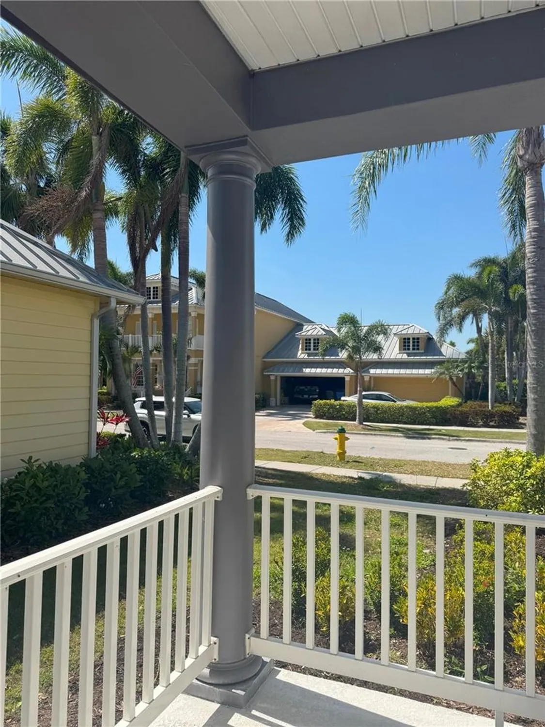 Property Slideshow image 79 of 100 | 625 mirabay blvd, Apollo Beach, FL, 33572