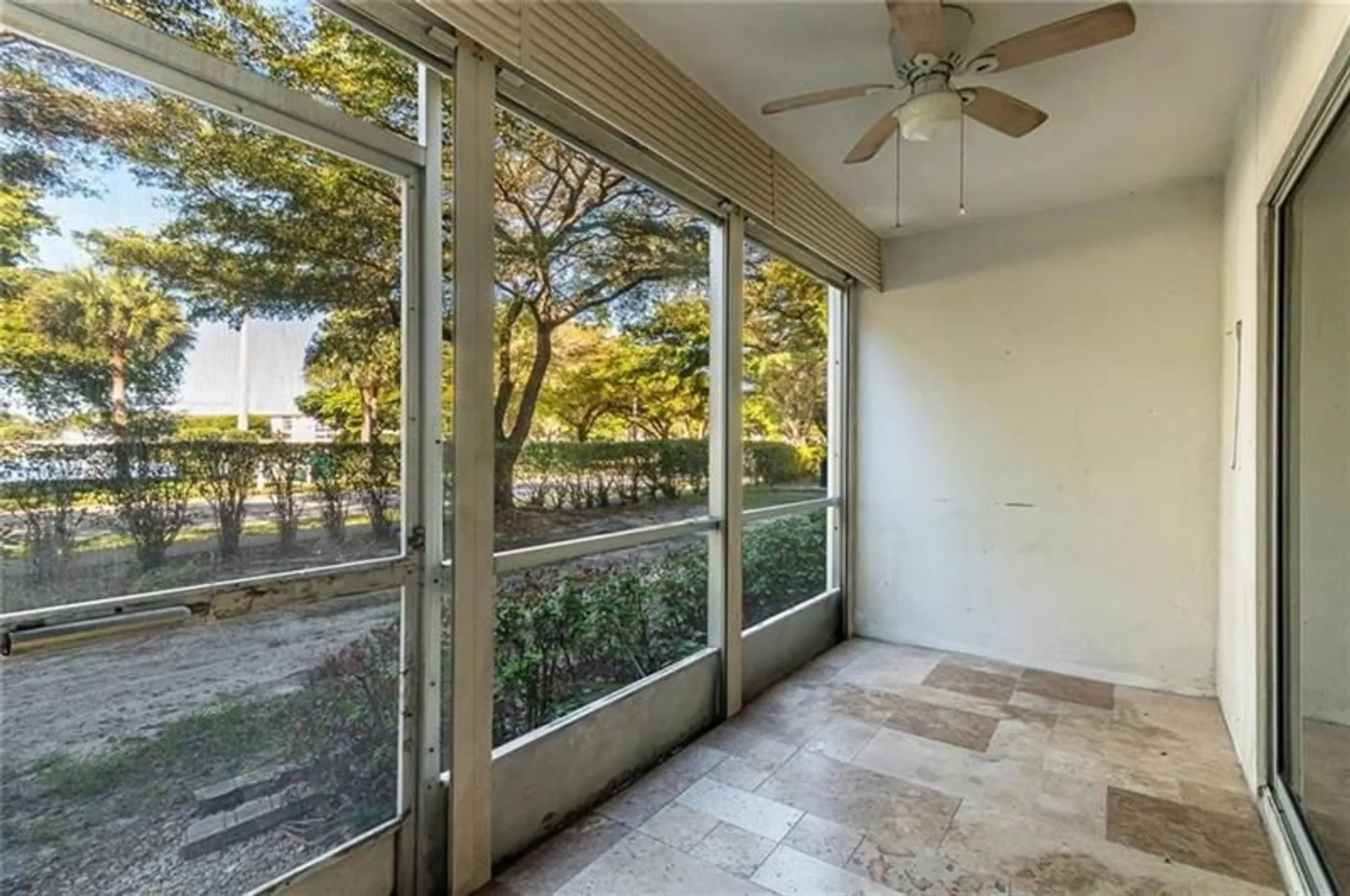 Property Slideshow image 15 of 25 | 1601 abaco dr d1, Coconut Creek, FL, 33066