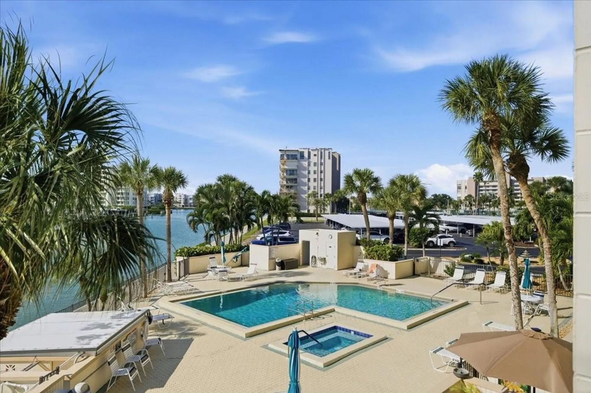Property Slideshow image 32 of 62 | 7400 sun island dr 202, South Pasadena, FL, 33707