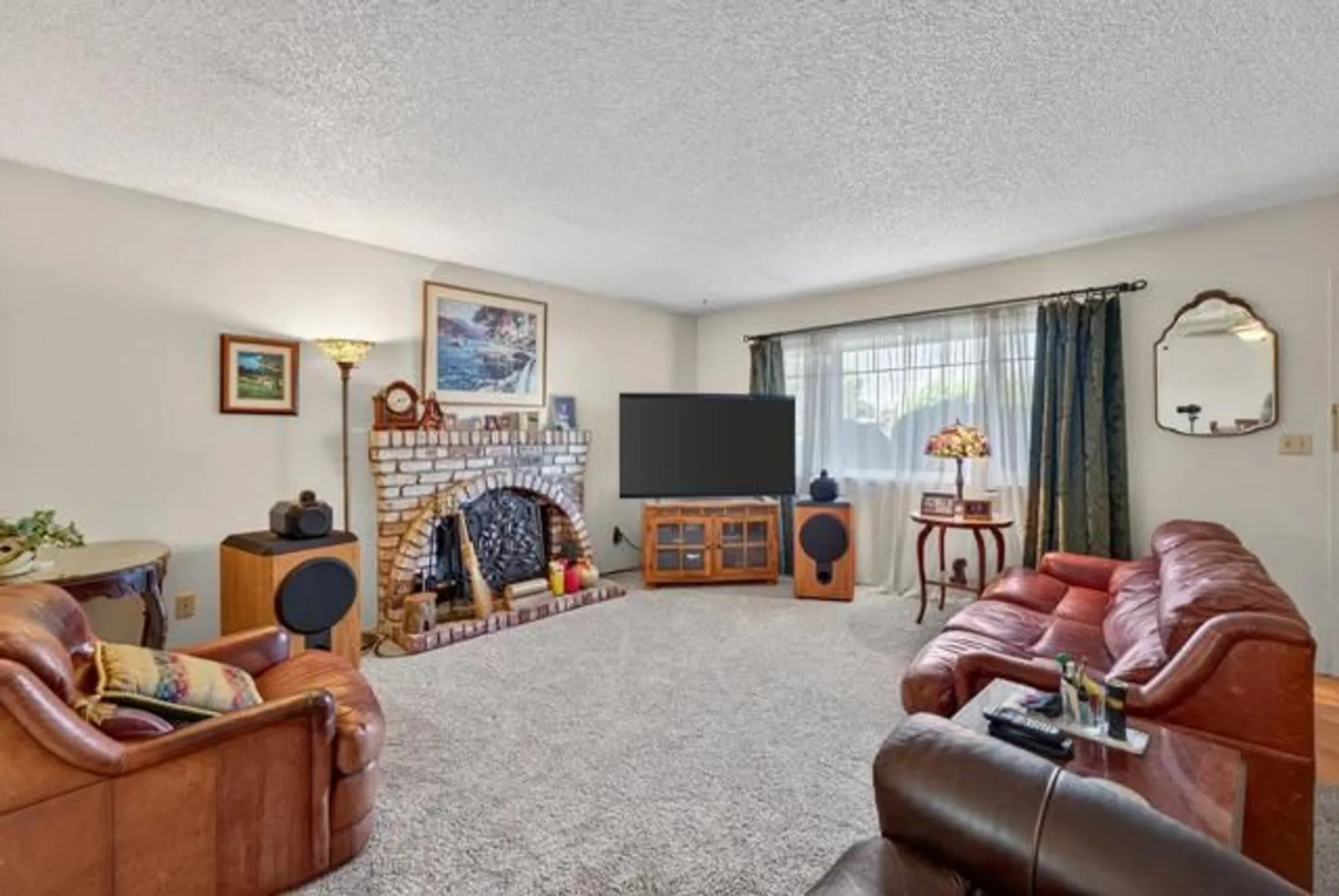 Property Slideshow image 4 of 26 | 499 spruce cir, Watsonville, CA, 95076