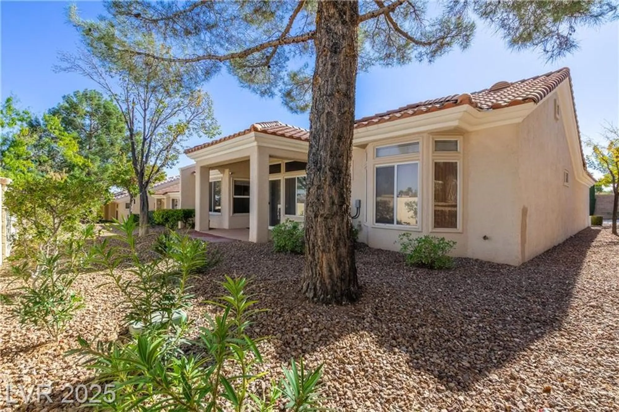 Property Slideshow image 26 of 27 | 10416 frostburg ln, Las Vegas, NV, 89134
