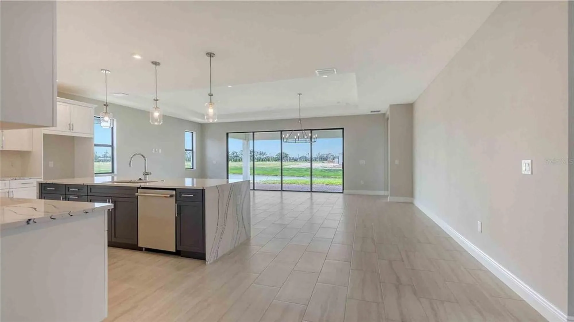 Property Slideshow image 20 of 44 | 14517 coastal woodland ln, Parrish, FL, 34219