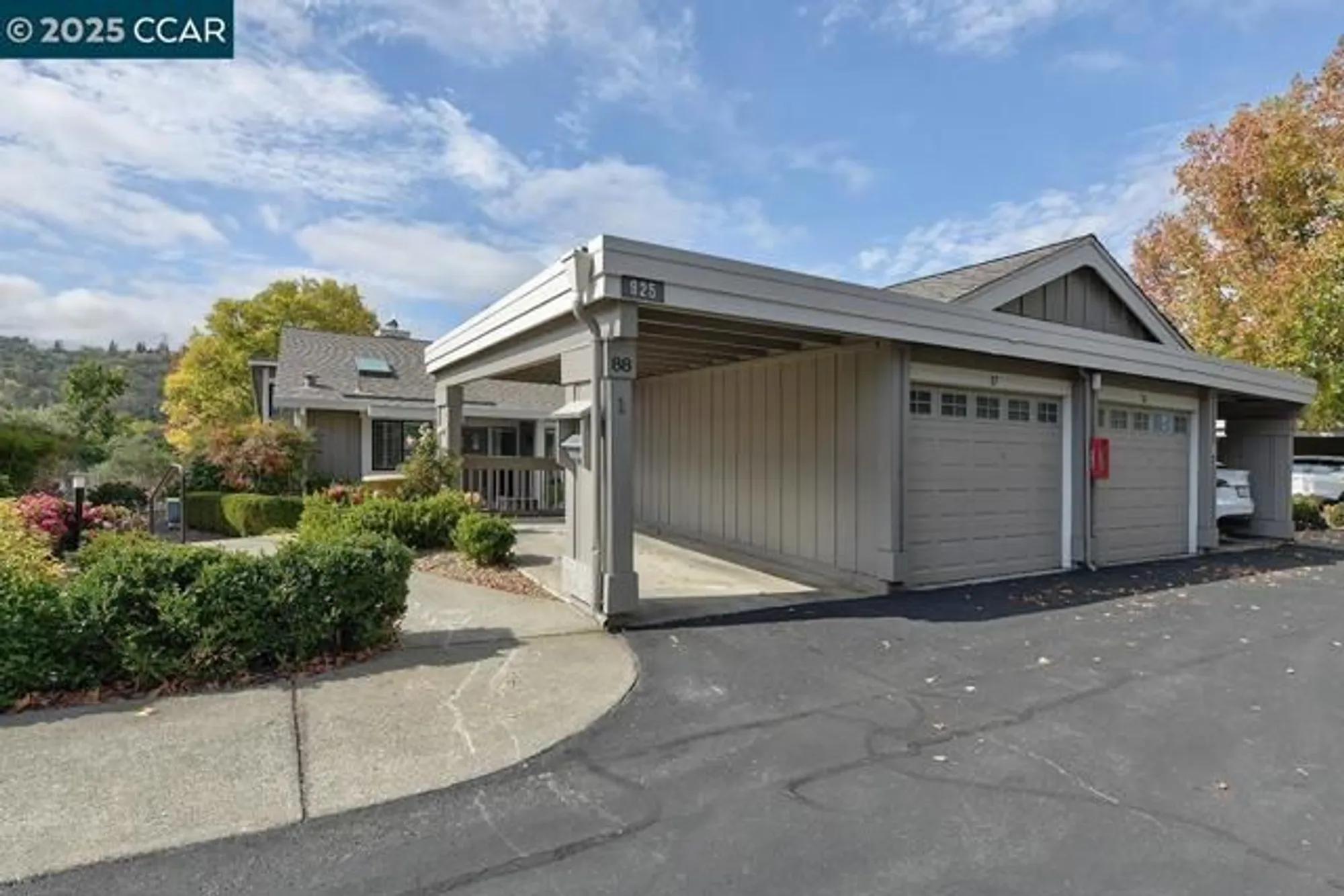 Property Slideshow image 44 of 57 | 925 terra california dr 1, Walnut Creek, CA, 94595