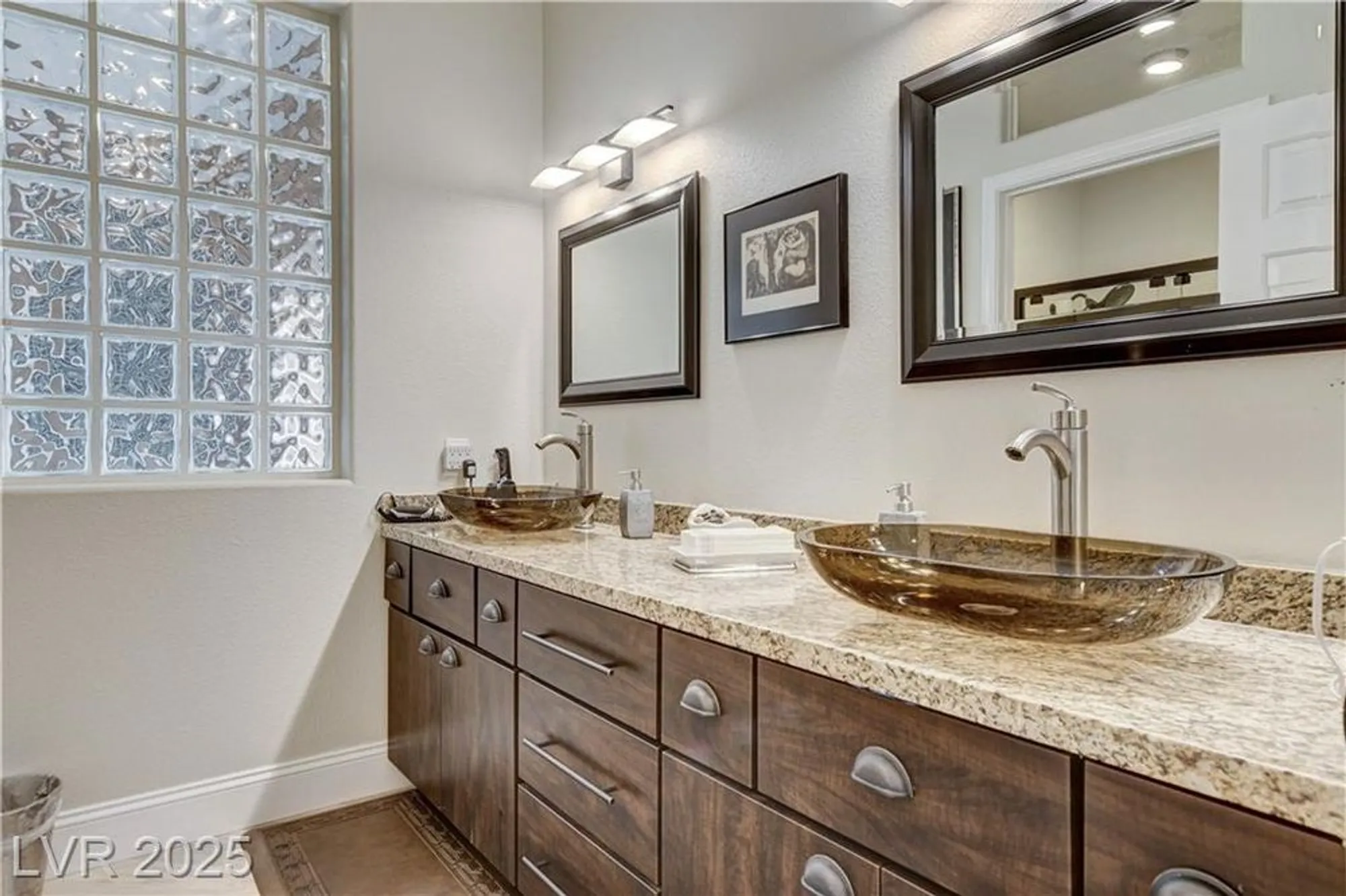 Property Slideshow image 44 of 80 | 2832 castle bar dr, Las Vegas, NV, 89134