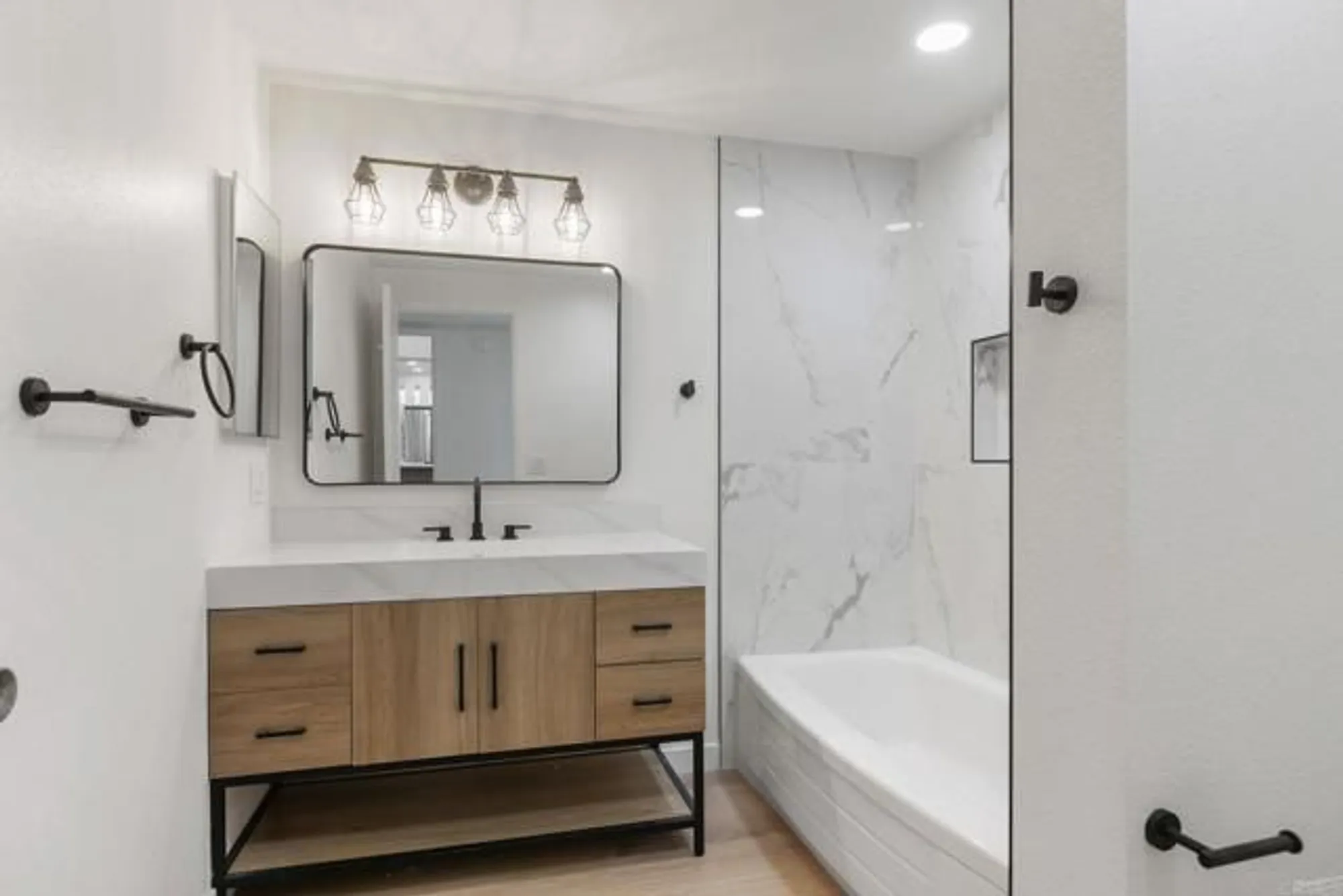 Property Slideshow image 17 of 40 | 3755 vista campana 30, Oceanside, CA, 92057