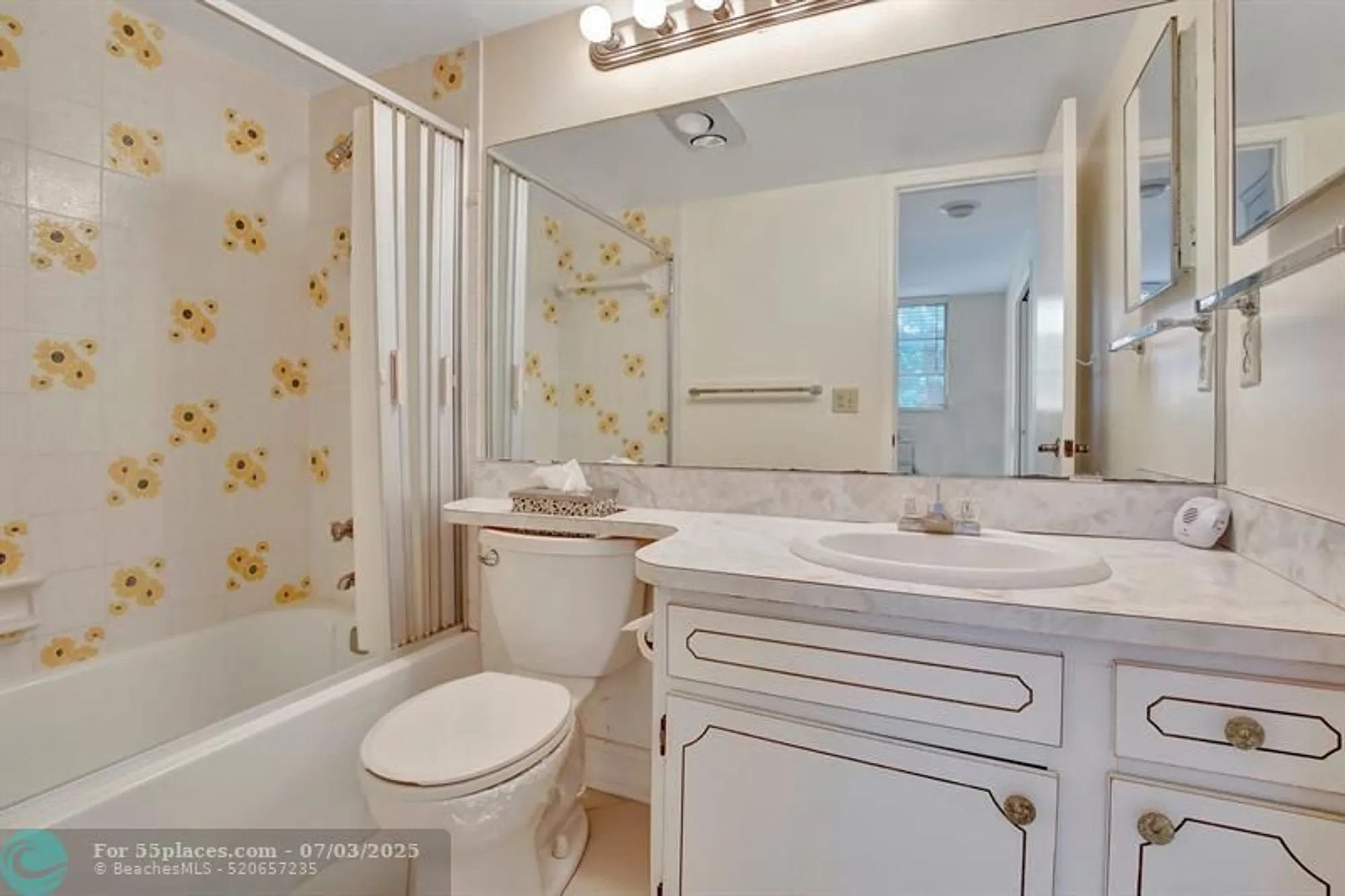Property Slideshow image 8 of 15 | 8930 s hollybrook blvd 201, Pembroke Pines, FL, 33025