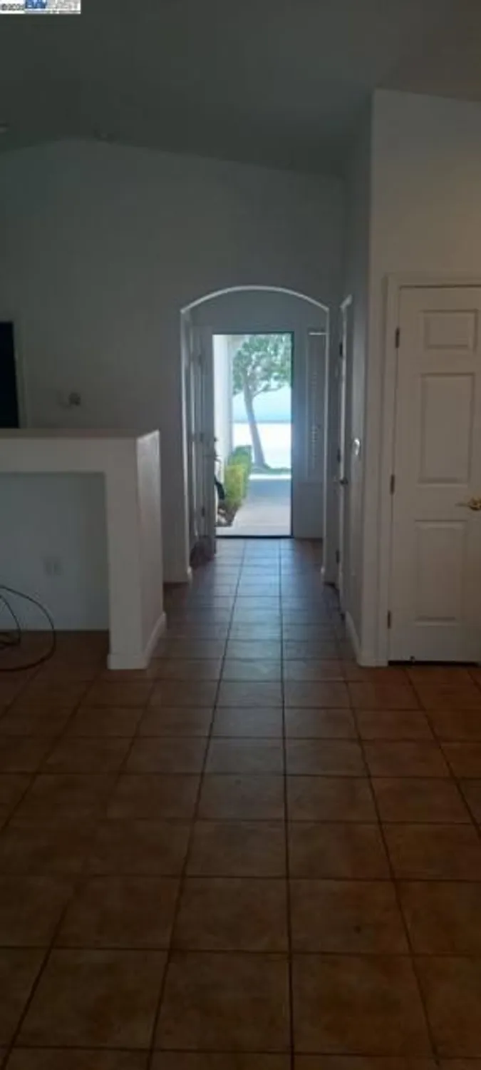 Property Slideshow image 5 of 26 | 308 willow brook way, Rio Vista, CA, 94571