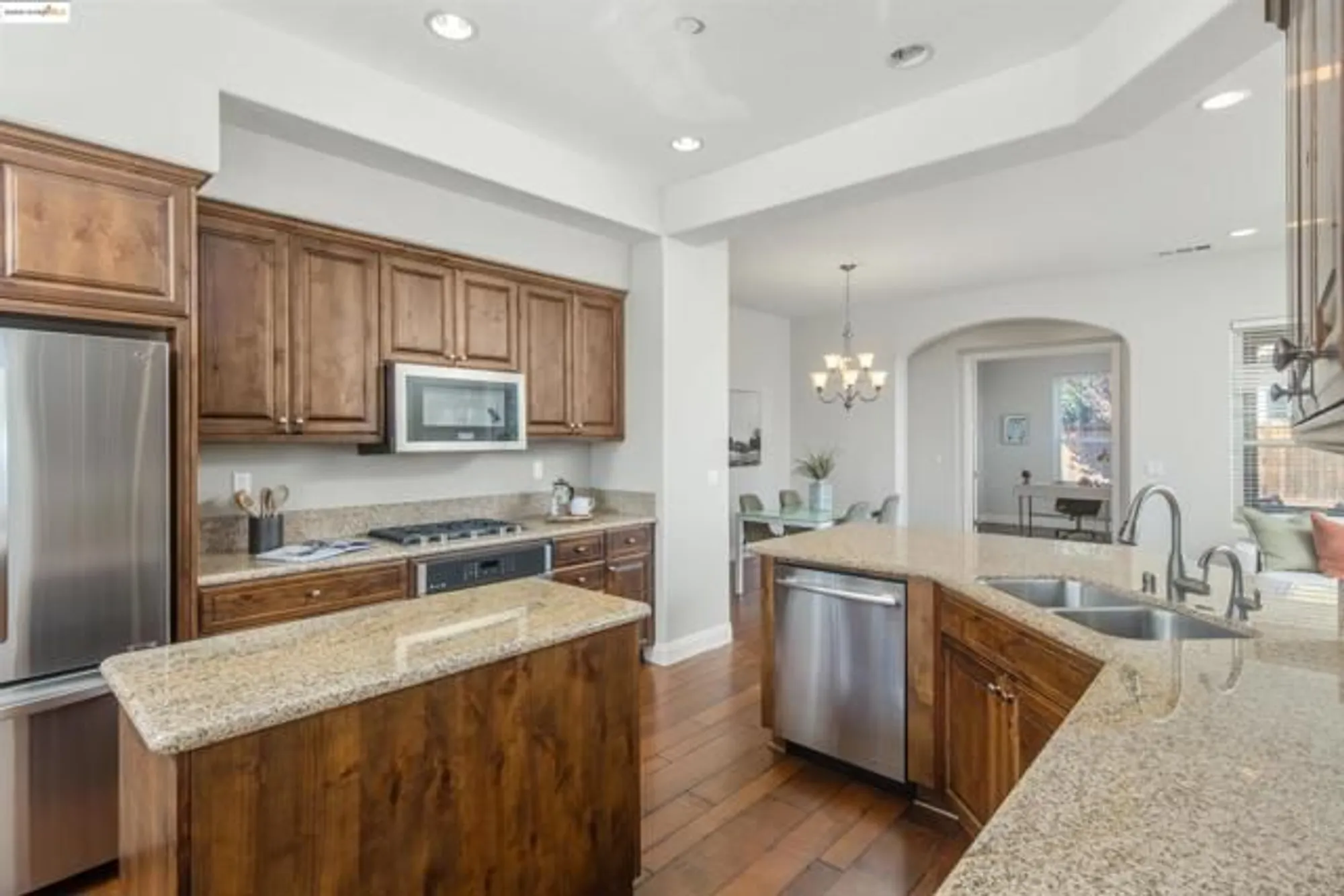 Property Slideshow image 9 of 29 | 1641 chianti ln, Brentwood, CA, 94513