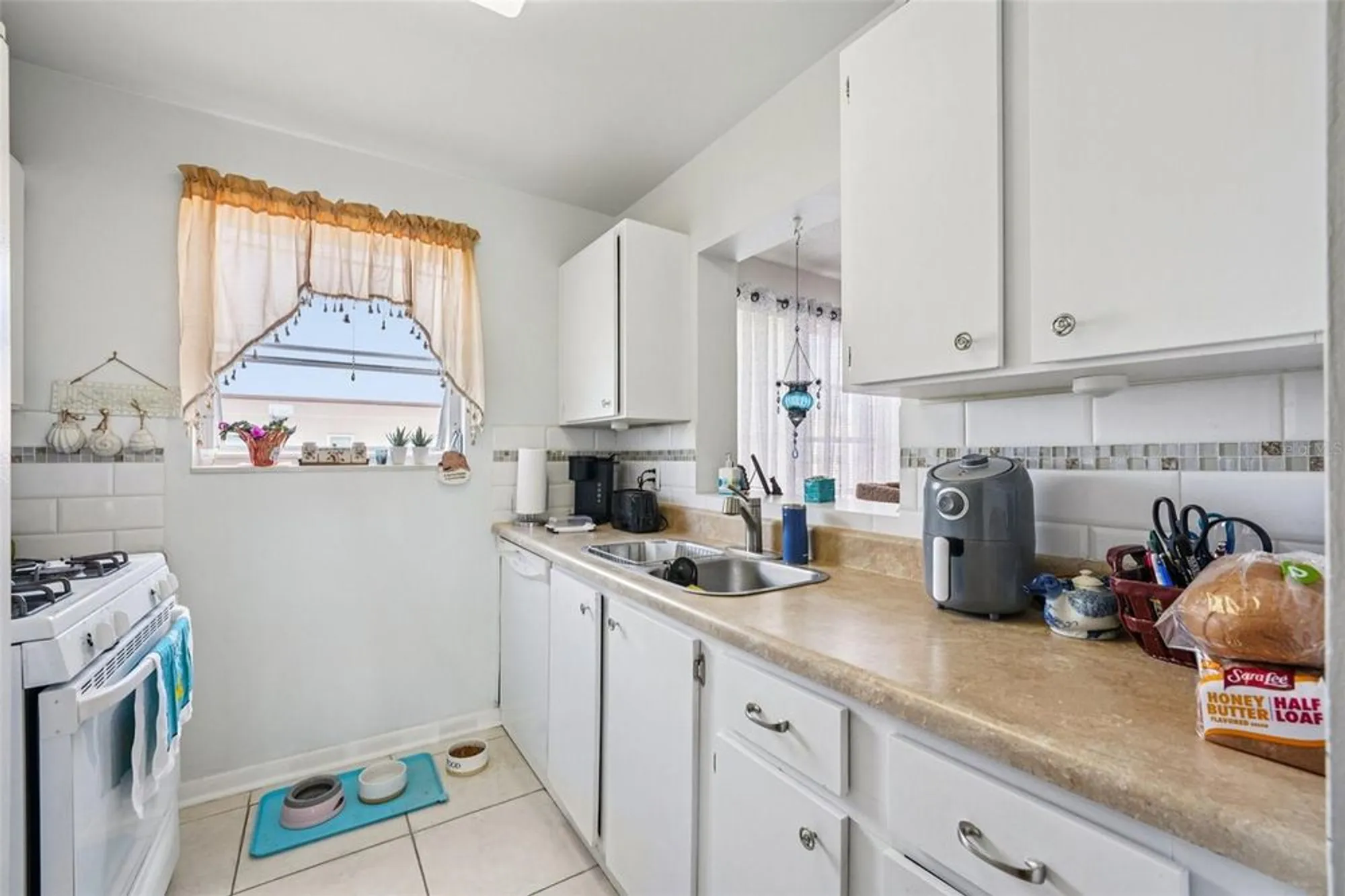 Property Slideshow image 24 of 76 | 5501 80th st n unit 505, Saint Petersburg, FL, 33709