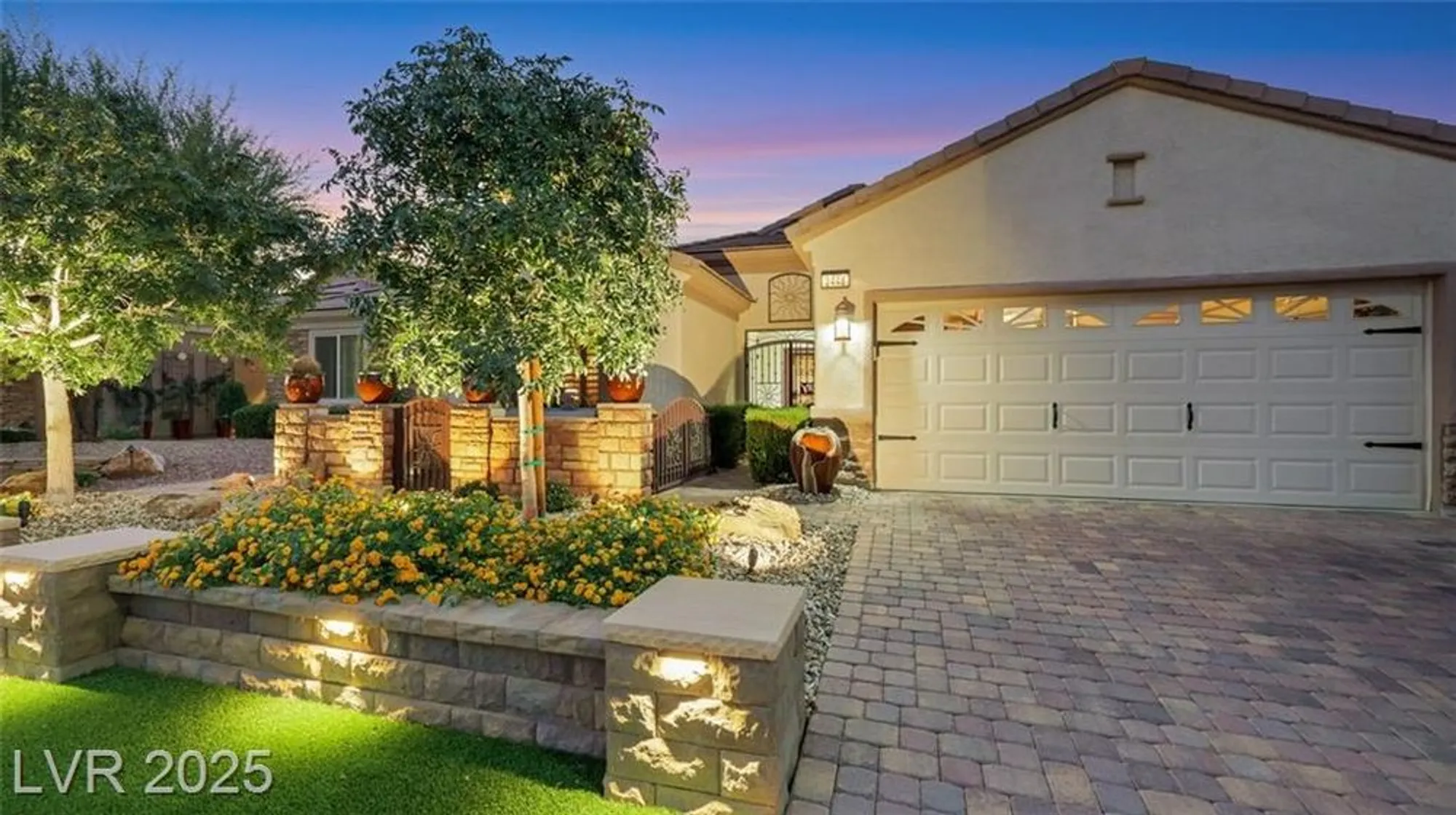 Property Slideshow image 7 of 65 | 2448 hamonah dr, Henderson, NV, 89044