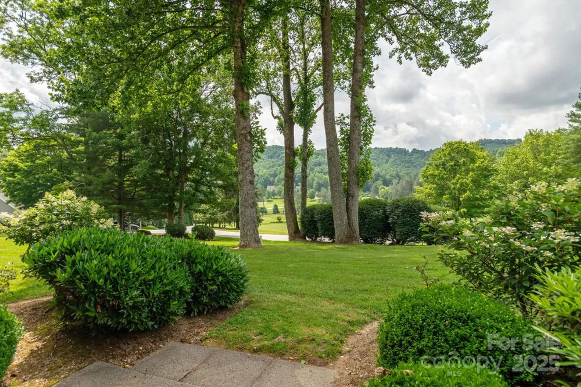 Property Slideshow image 8 of 33 | 103 golfside dr, Flat Rock, NC, 28731