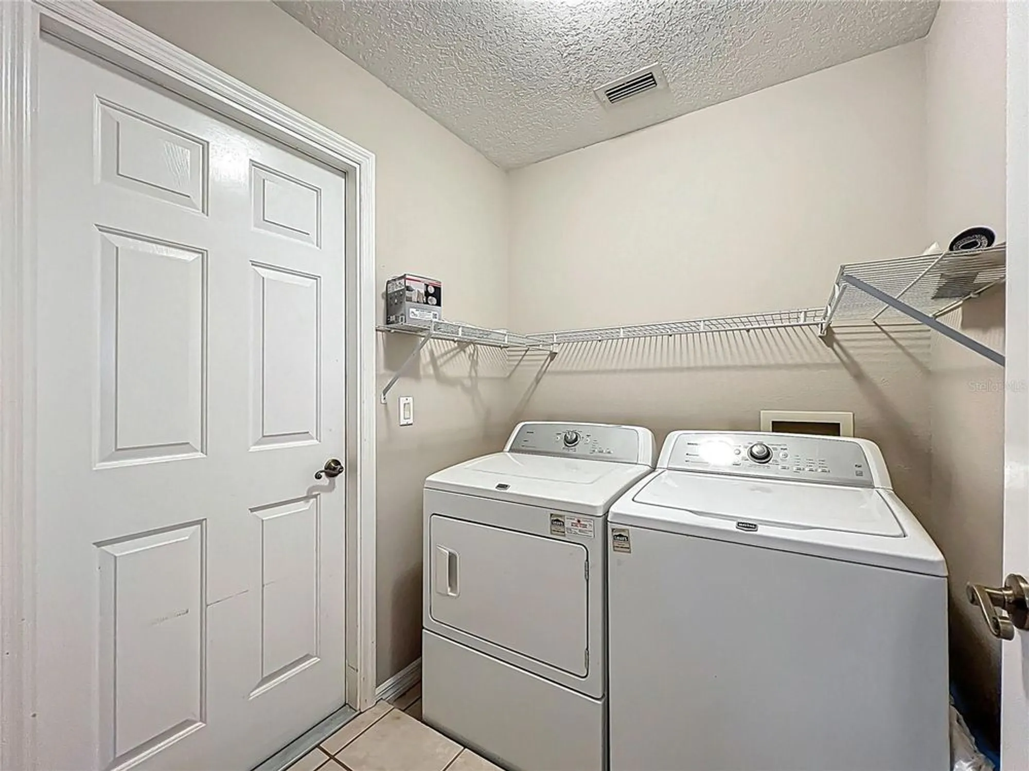 Property Slideshow image 37 of 53 | 21636 king henry ave, Leesburg, FL, 34748