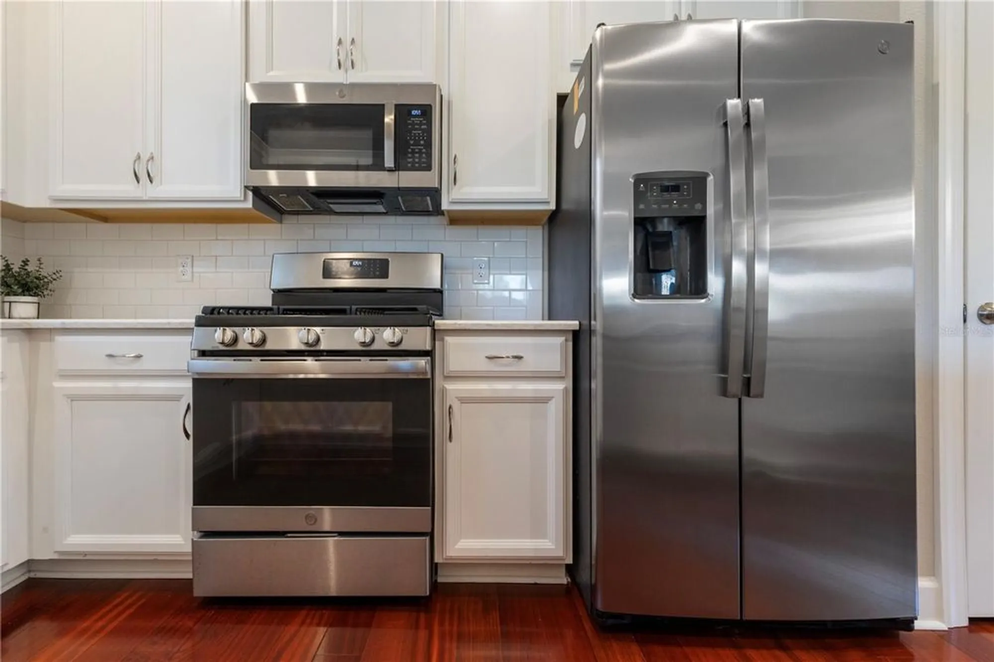 Property Slideshow image 13 of 49 | 3312 francoa dr, Odessa, FL, 33556