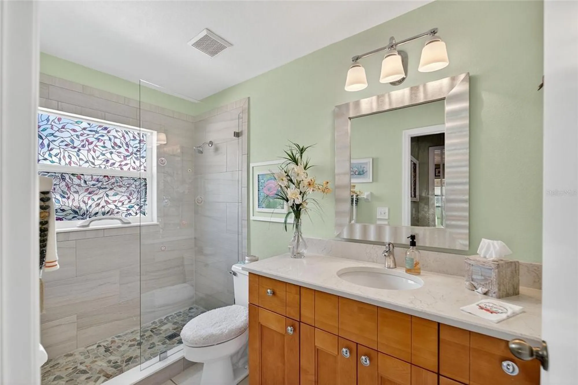 Property Slideshow image 40 of 73 | 326 caloosa palms ct, Sun City Center, FL, 33573