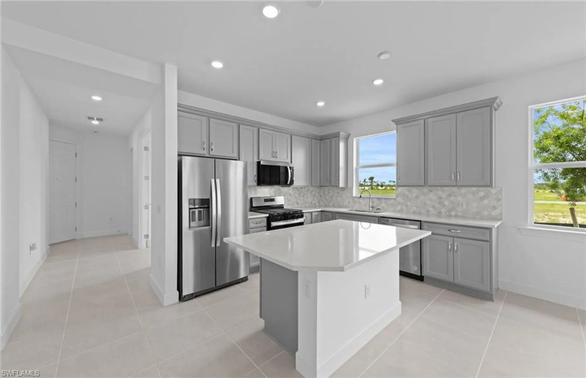 Property Slideshow image 5 of 28 | 12646 pyrite ct, Alva, FL, 33920