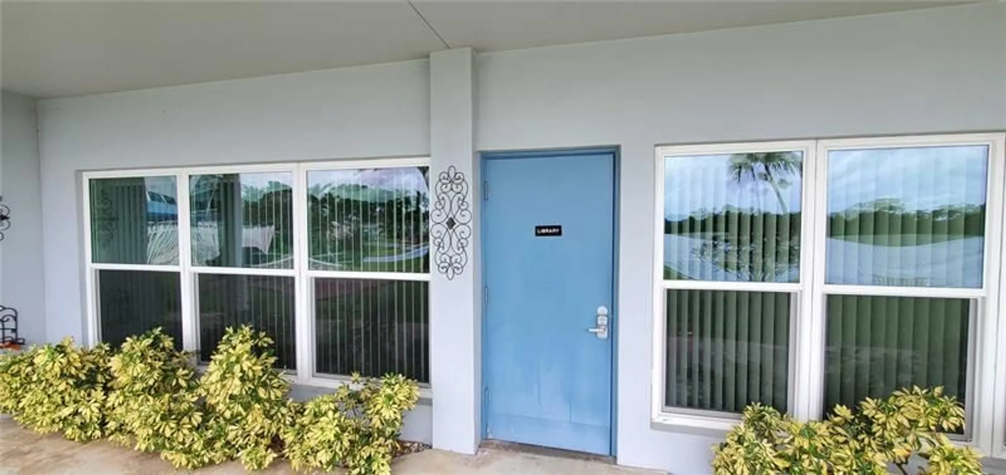 Property Slideshow image 27 of 49 | 2300 park ln 311, Hollywood, FL, 33021