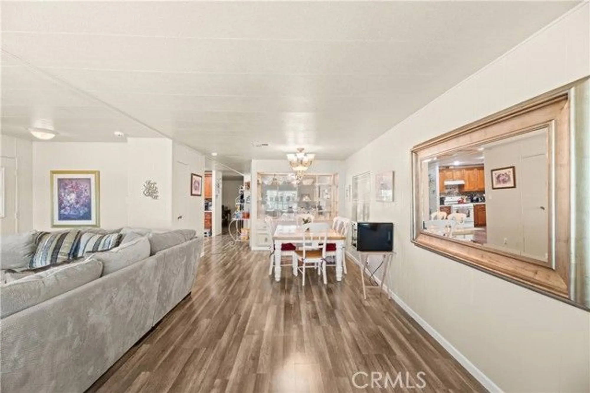 Property Slideshow image 16 of 60 | 2964 silver oak way, Hemet, CA, 92545