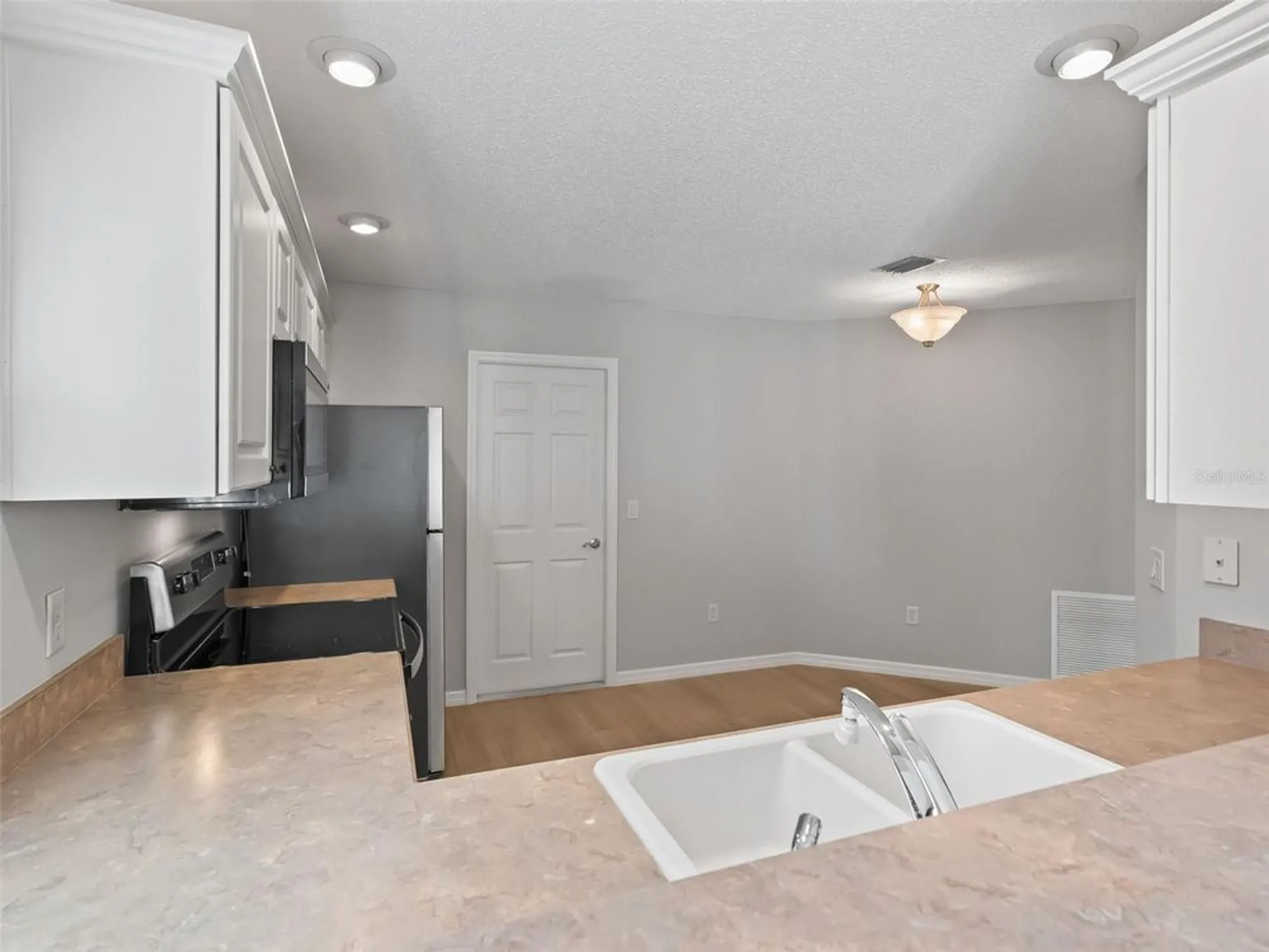 Property Slideshow image 9 of 38 | 2169 smoaks st, The Villages, FL, 32162