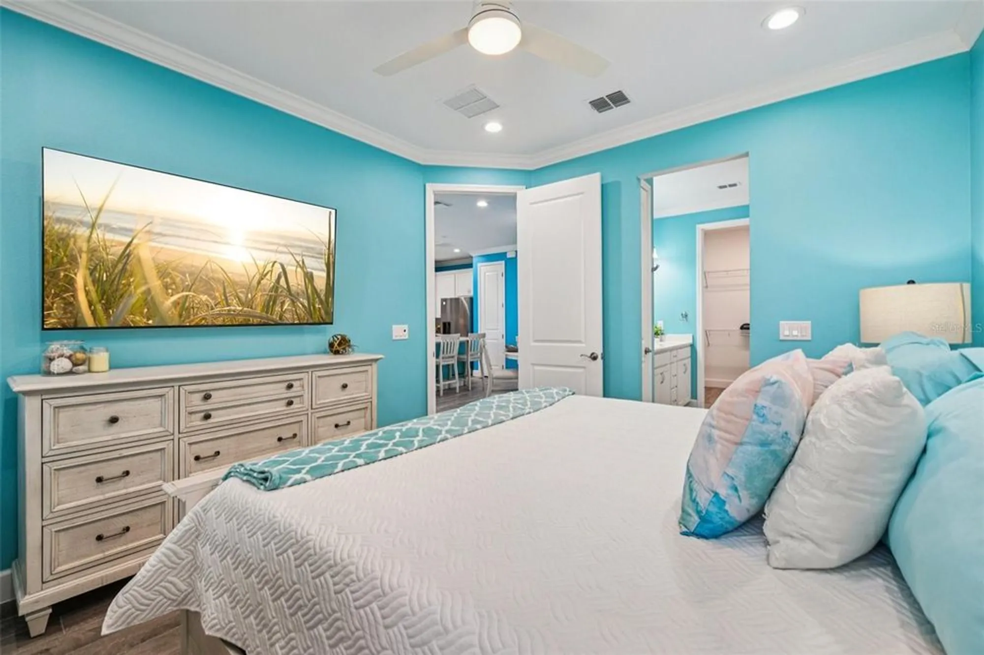 Property Slideshow image 13 of 27 | 309 gypsy palace ln, Daytona Beach, FL, 32124