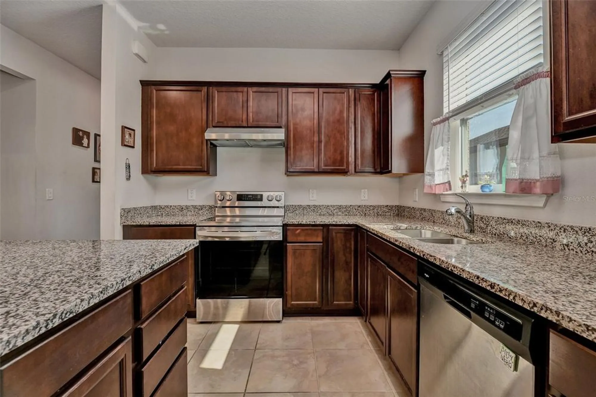 Property Slideshow image 19 of 64 | 5947 sw 93rd cir, Ocala, FL, 34481