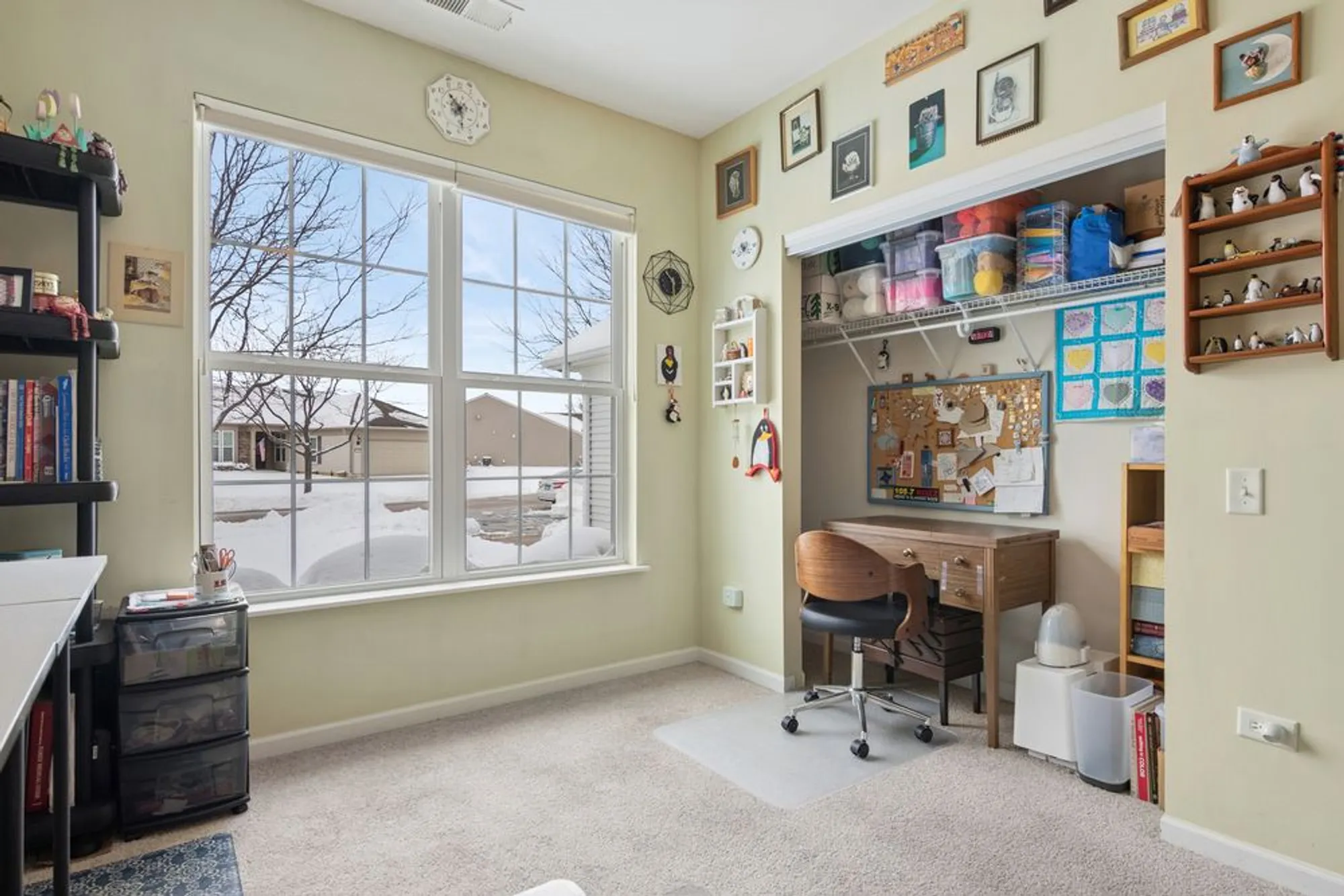 Property Slideshow image 16 of 21 | 12490 russet ln, Huntley, IL, 60142