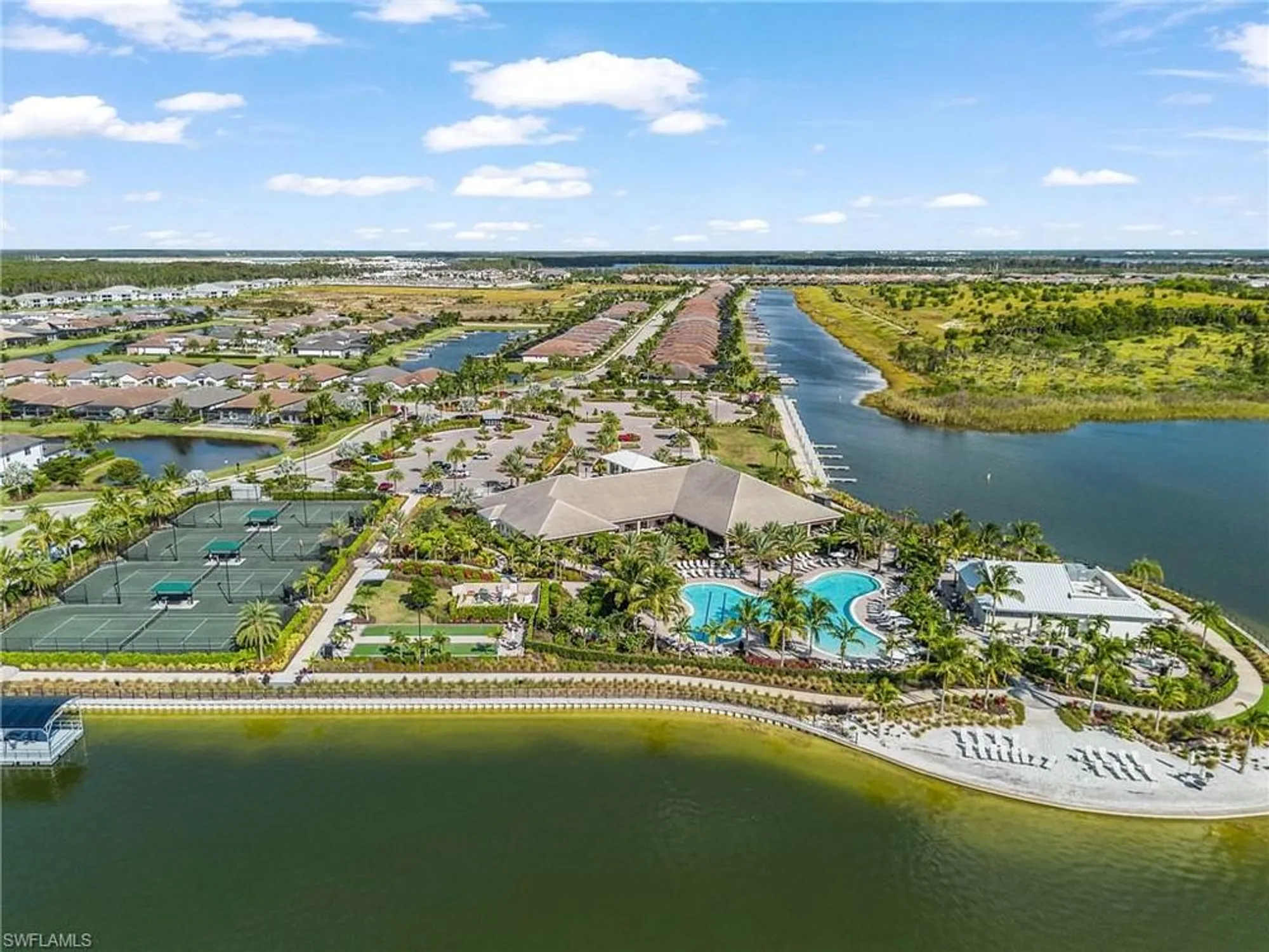 Property Slideshow image 29 of 29 | 17510 caravita ln, Fort Myers, FL, 33913