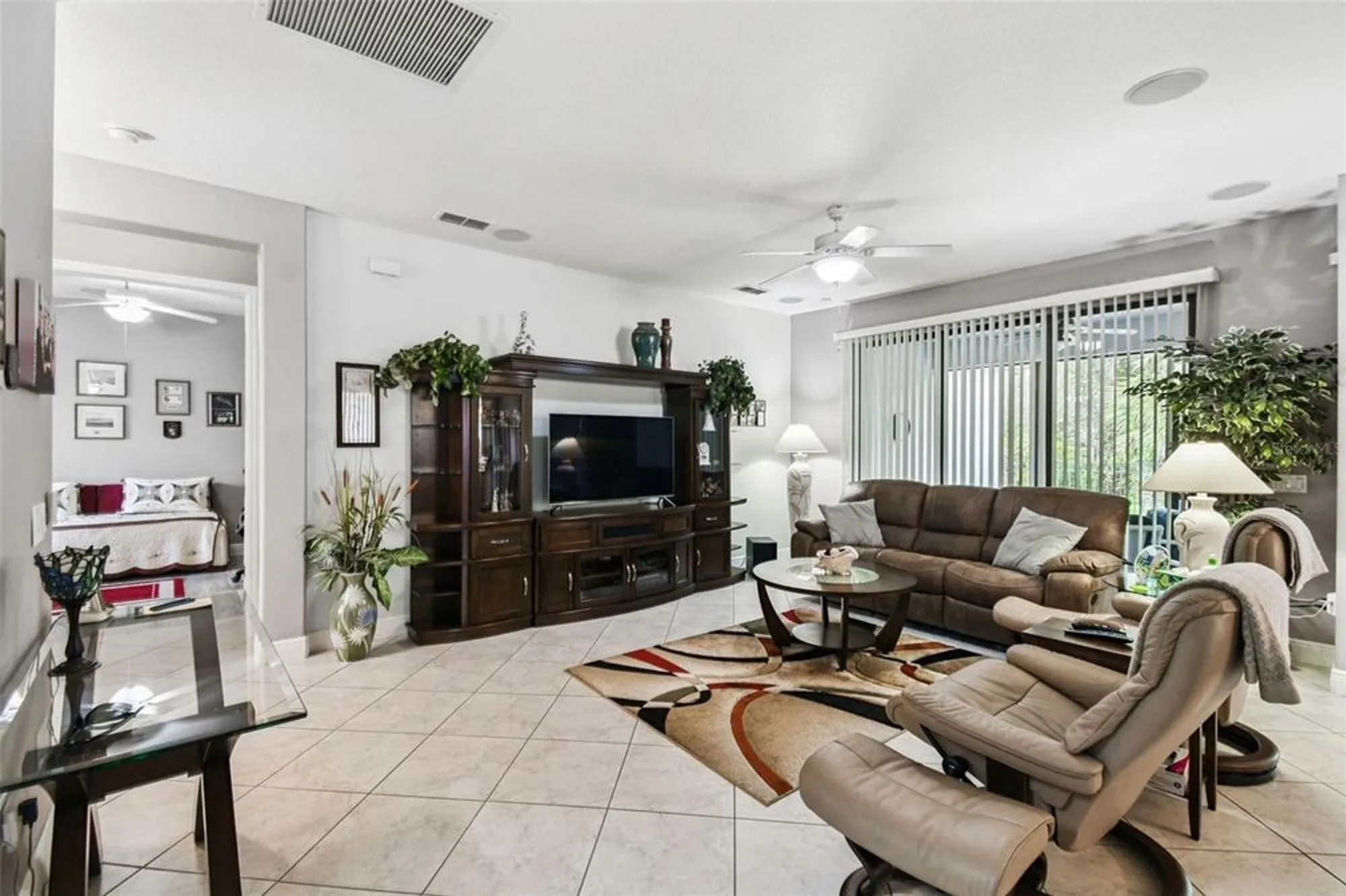Property Slideshow image 5 of 49 | 487 monterey st, Kissimmee, FL, 34759
