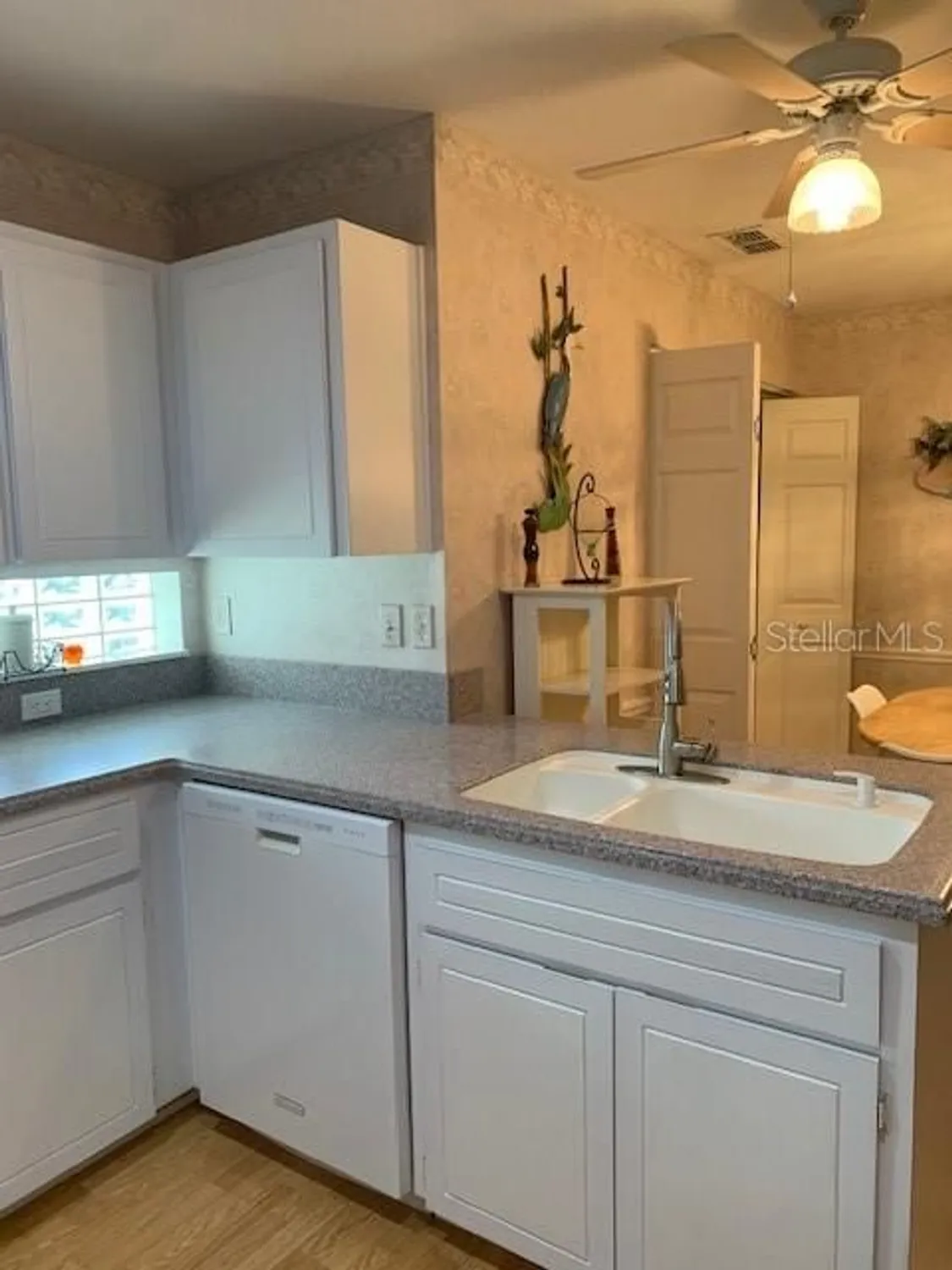 Property Slideshow image 7 of 32 | 11447 sw 69th cir, Ocala, FL, 34476