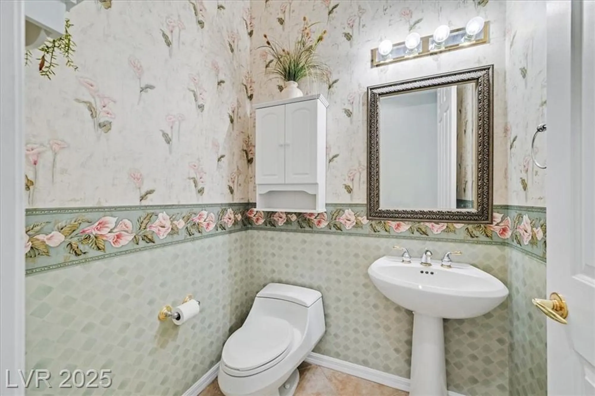 Property Slideshow image 16 of 64 | 2899 brook trout ct, Henderson, NV, 89052