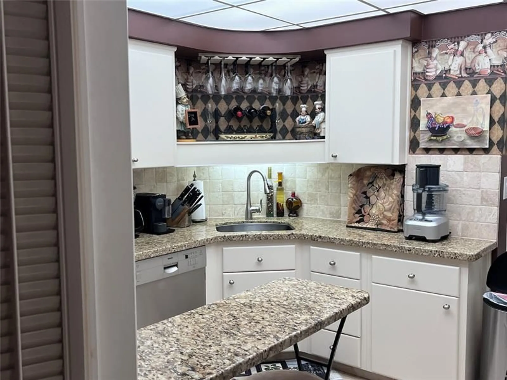 Property Slideshow image 4 of 38 | 3200 ne 36th st 1012, Fort Lauderdale, FL, 33308