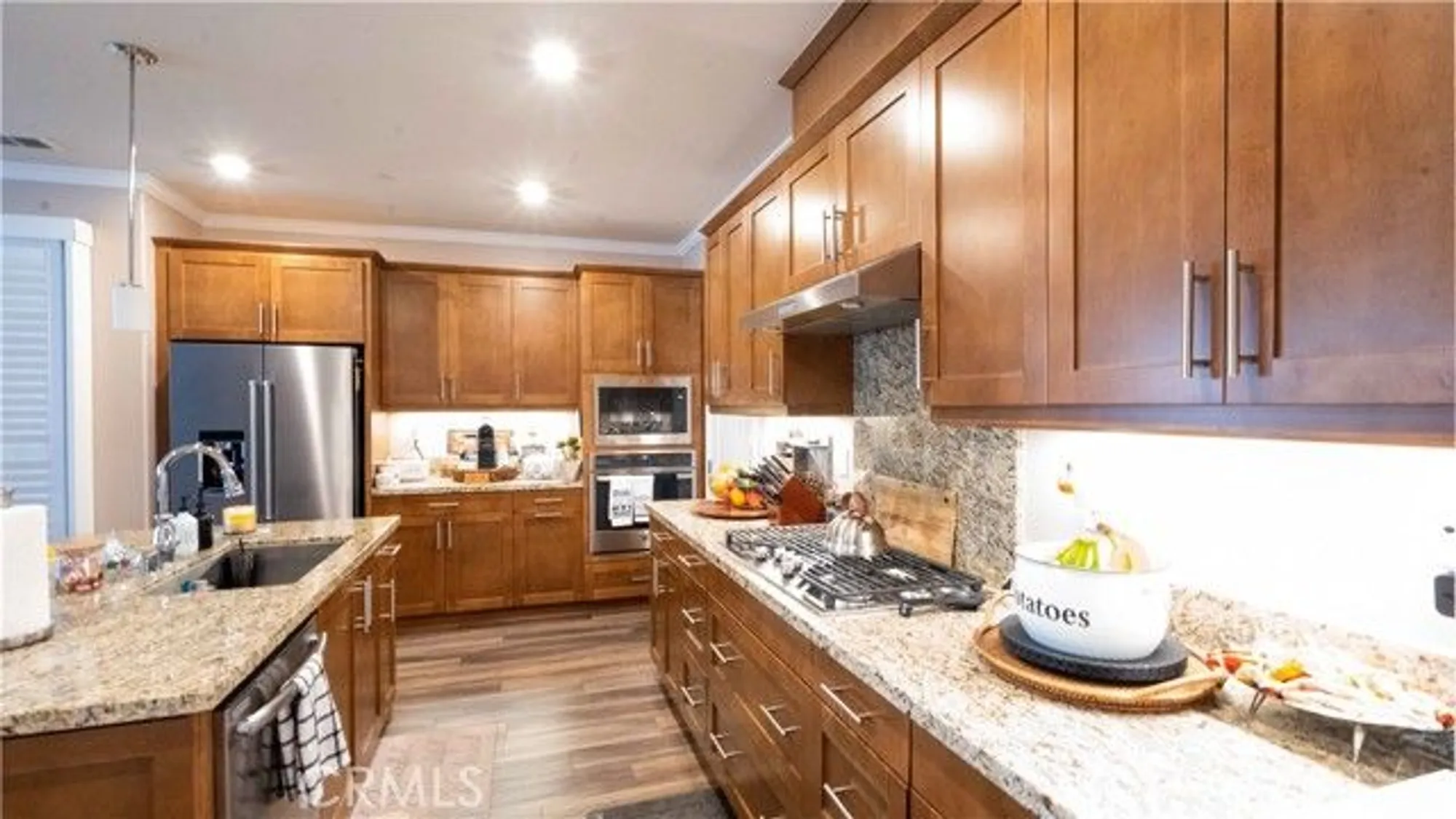 Property Slideshow image 12 of 41 | 20544 galloway dr, Santa Clarita, CA, 91350