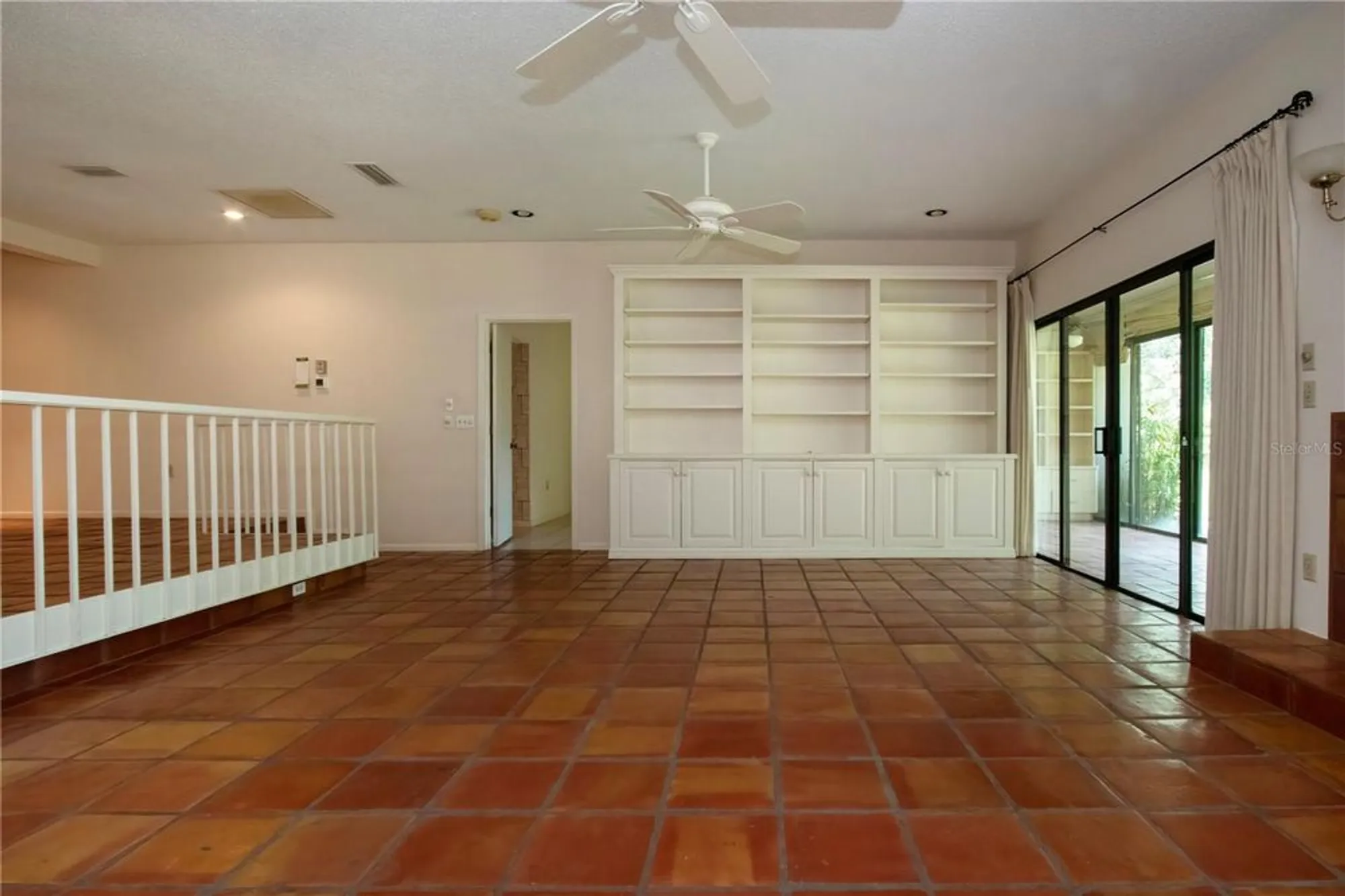 Property Slideshow image 17 of 48 | 4812 kestral park cir 20, Sarasota, FL, 34231