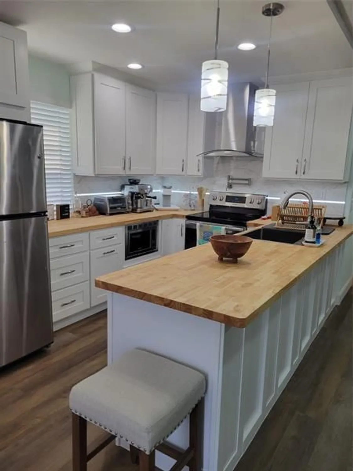 Property Slideshow image 12 of 39 | 480 capri j # 480, Delray Beach, FL, 33484