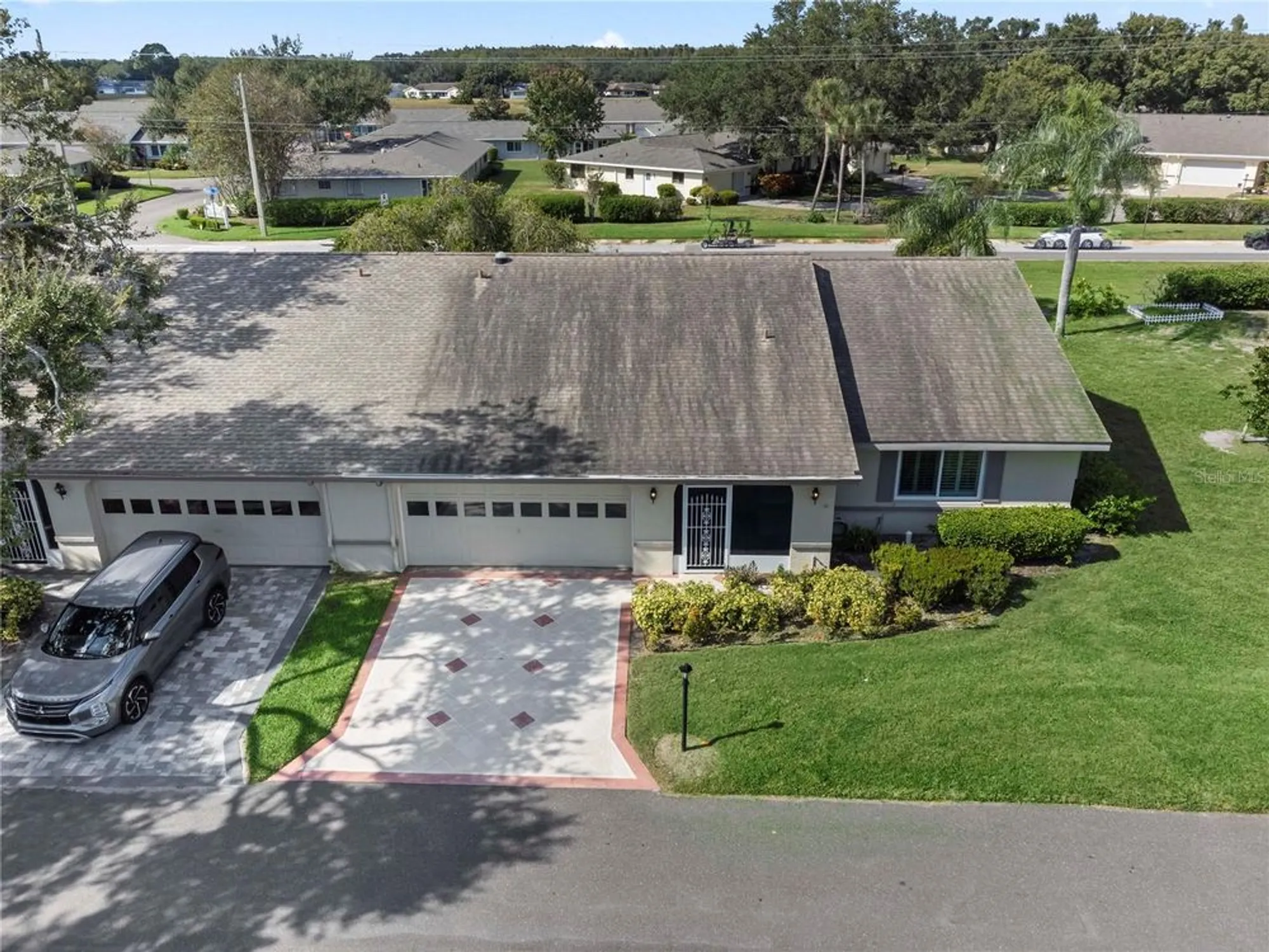 Property Slideshow image 51 of 55 | 2329 lancaster dr, Sun City Center, FL, 33573