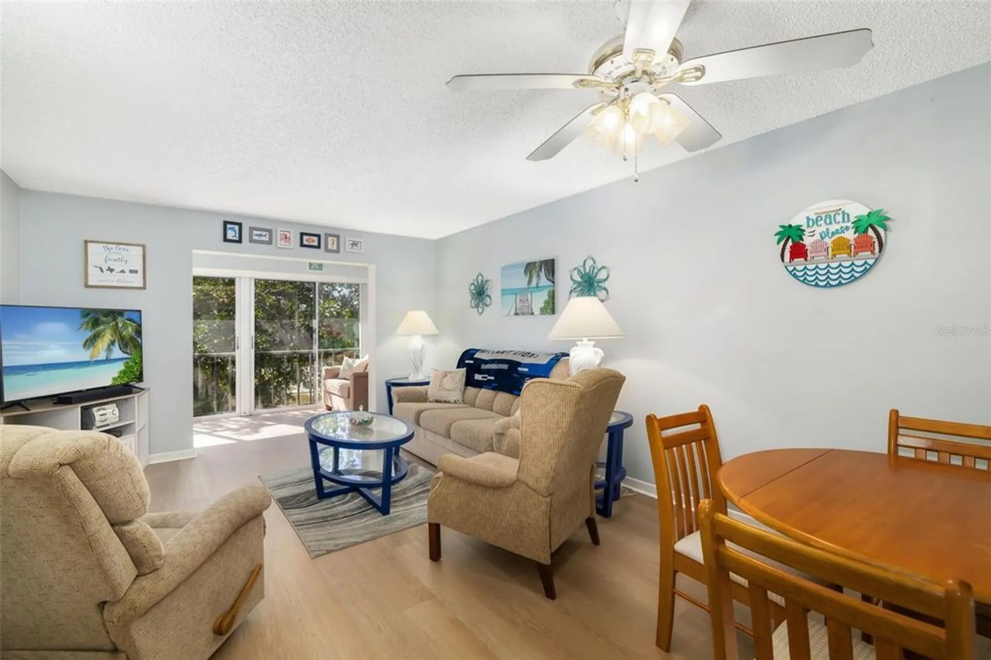 Property Slideshow image 9 of 32 | 202 47th avenue dr 334, Bradenton, FL, 34207