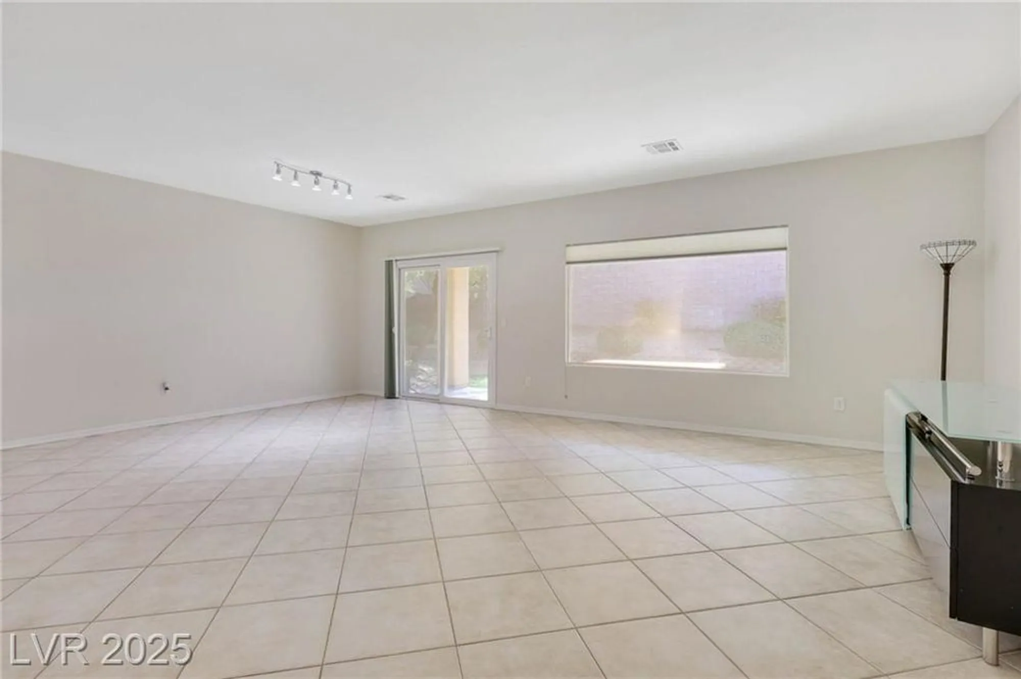 Property Slideshow image 12 of 31 | 2313 janesville ln, Henderson, NV, 89044