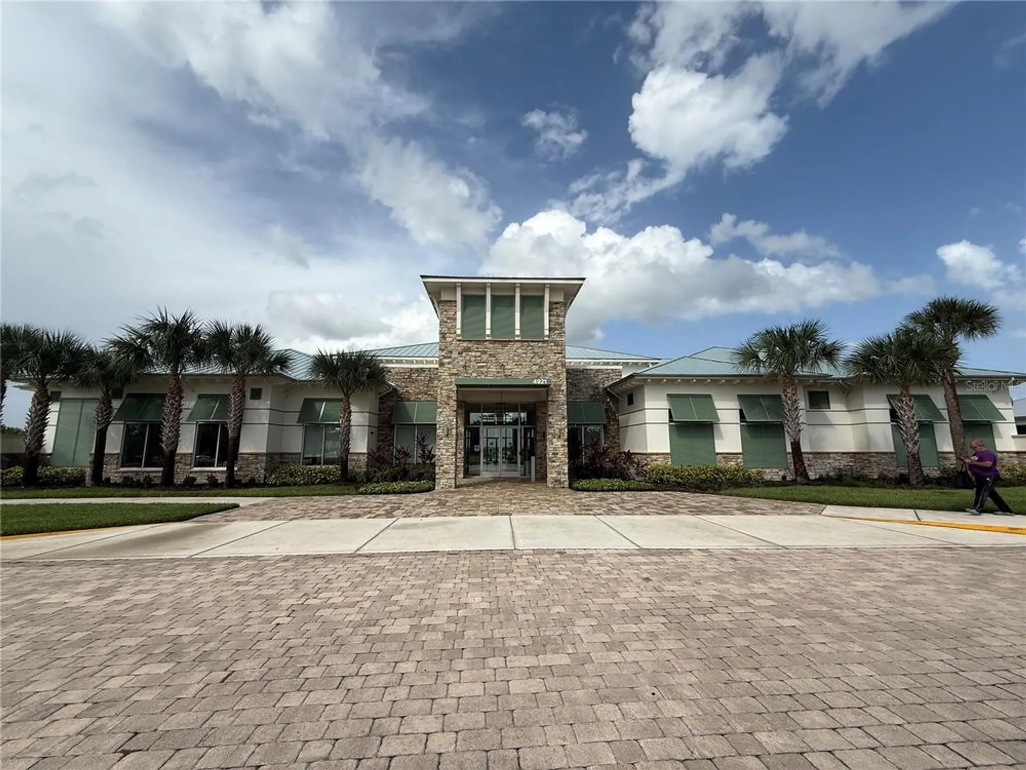 Property Slideshow image 23 of 51 | 5081 twin lakes blvd, Saint Cloud, FL, 34772