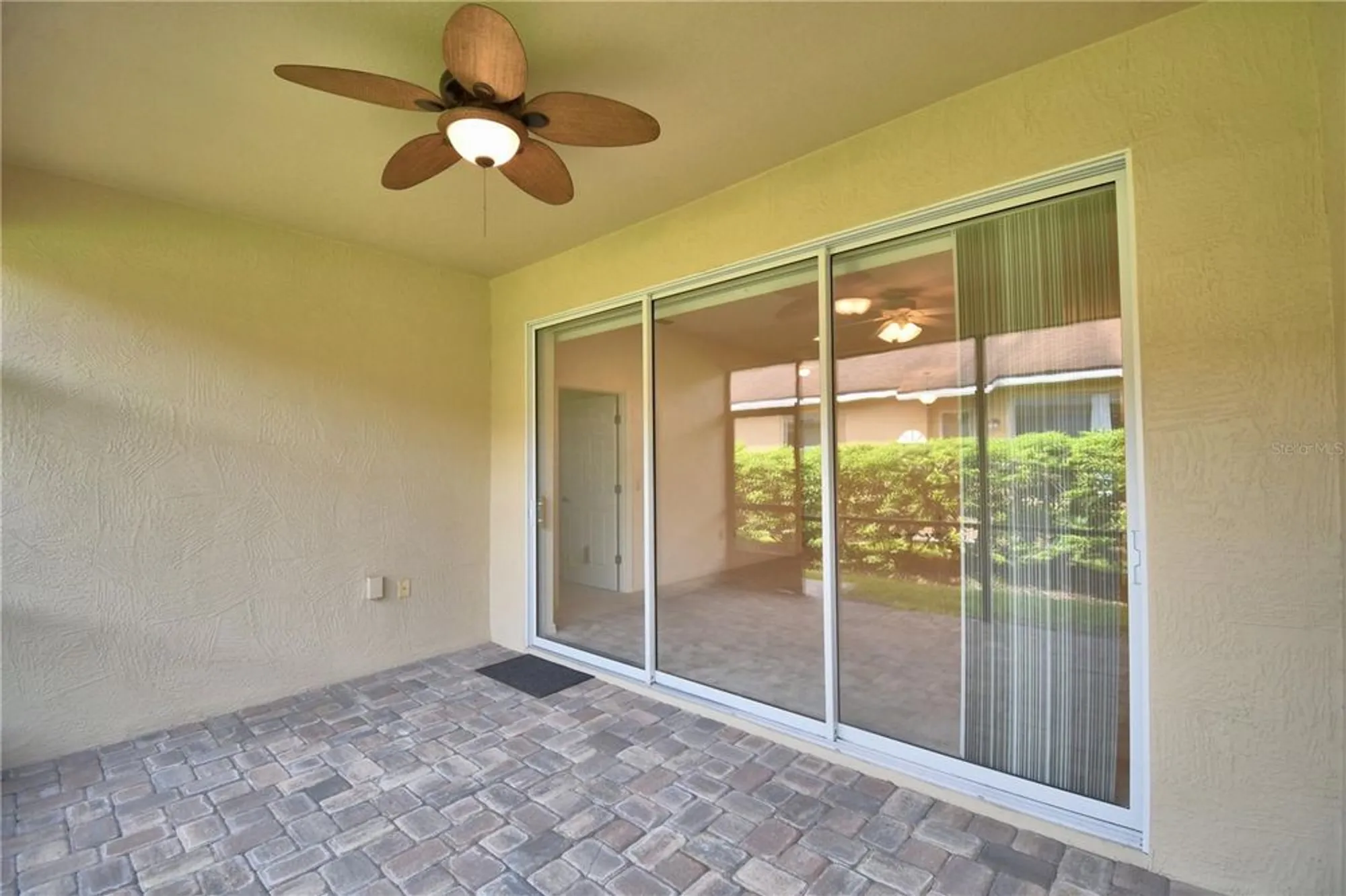 Property Slideshow image 14 of 68 | 1613 linz ct, Winter Haven, FL, 33884
