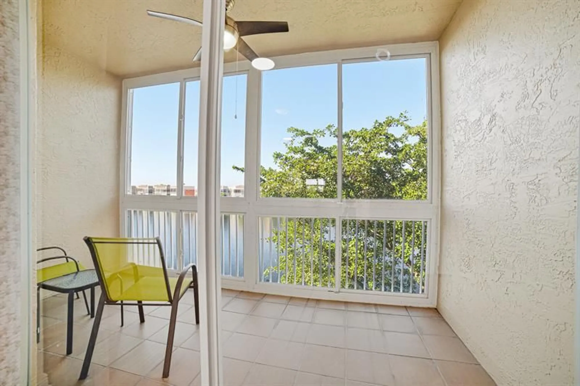 Property Slideshow image 23 of 44 | 7739 southampton ter 411, Tamarac, FL, 33321