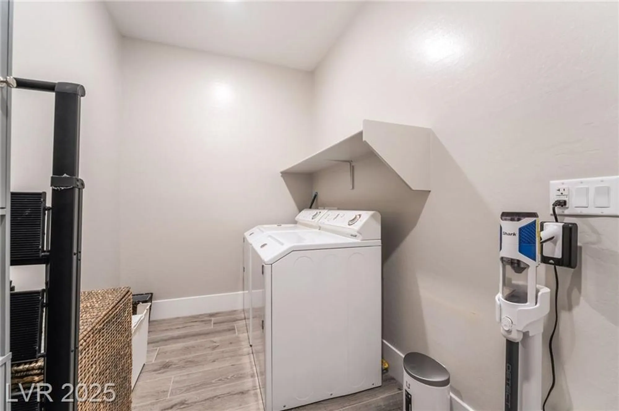 Property Slideshow image 30 of 43 | 9553 jadeite ln, Las Vegas, NV, 89143