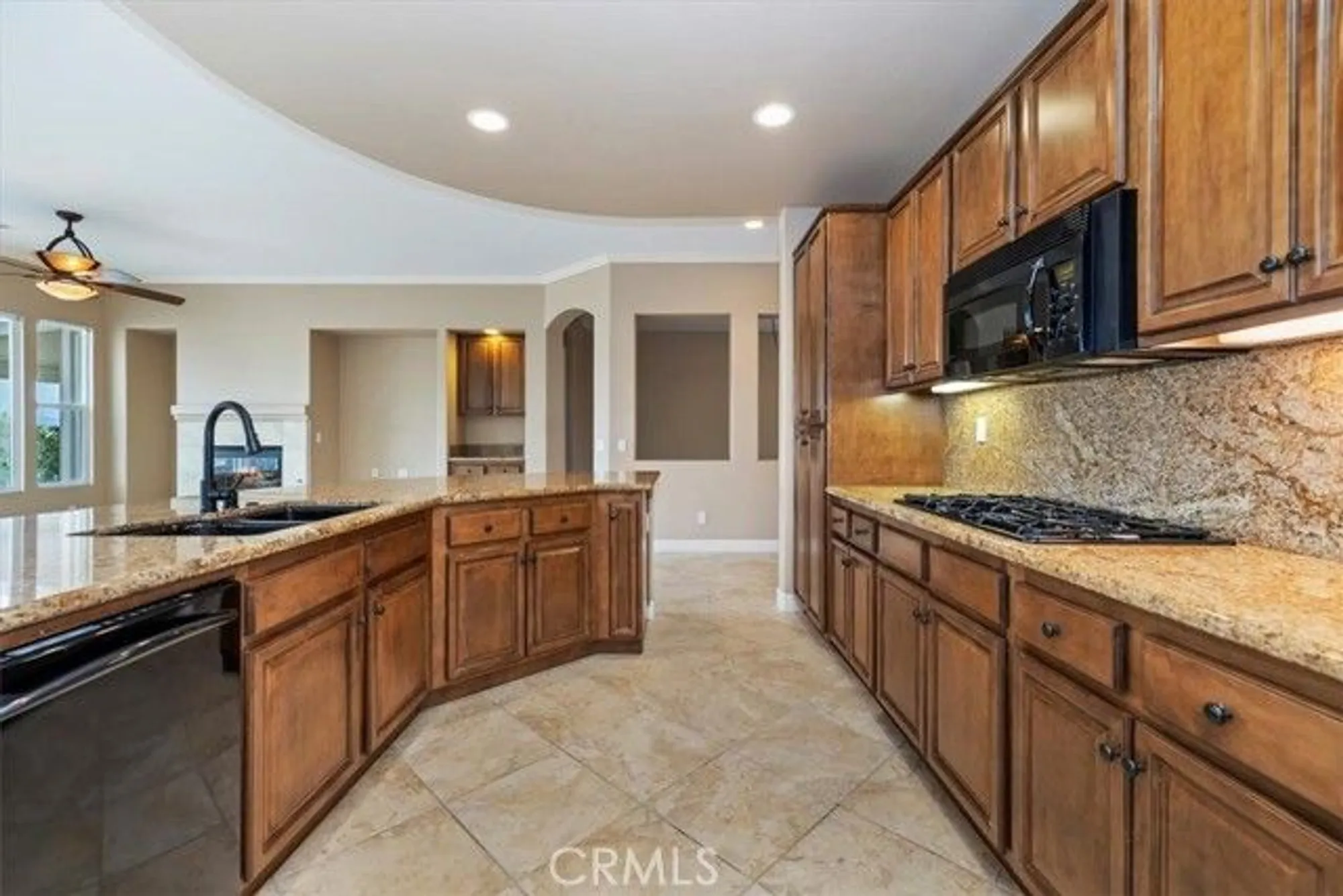 Property Slideshow image 27 of 48 | 23833 fawnskin dr, Corona, CA, 92883