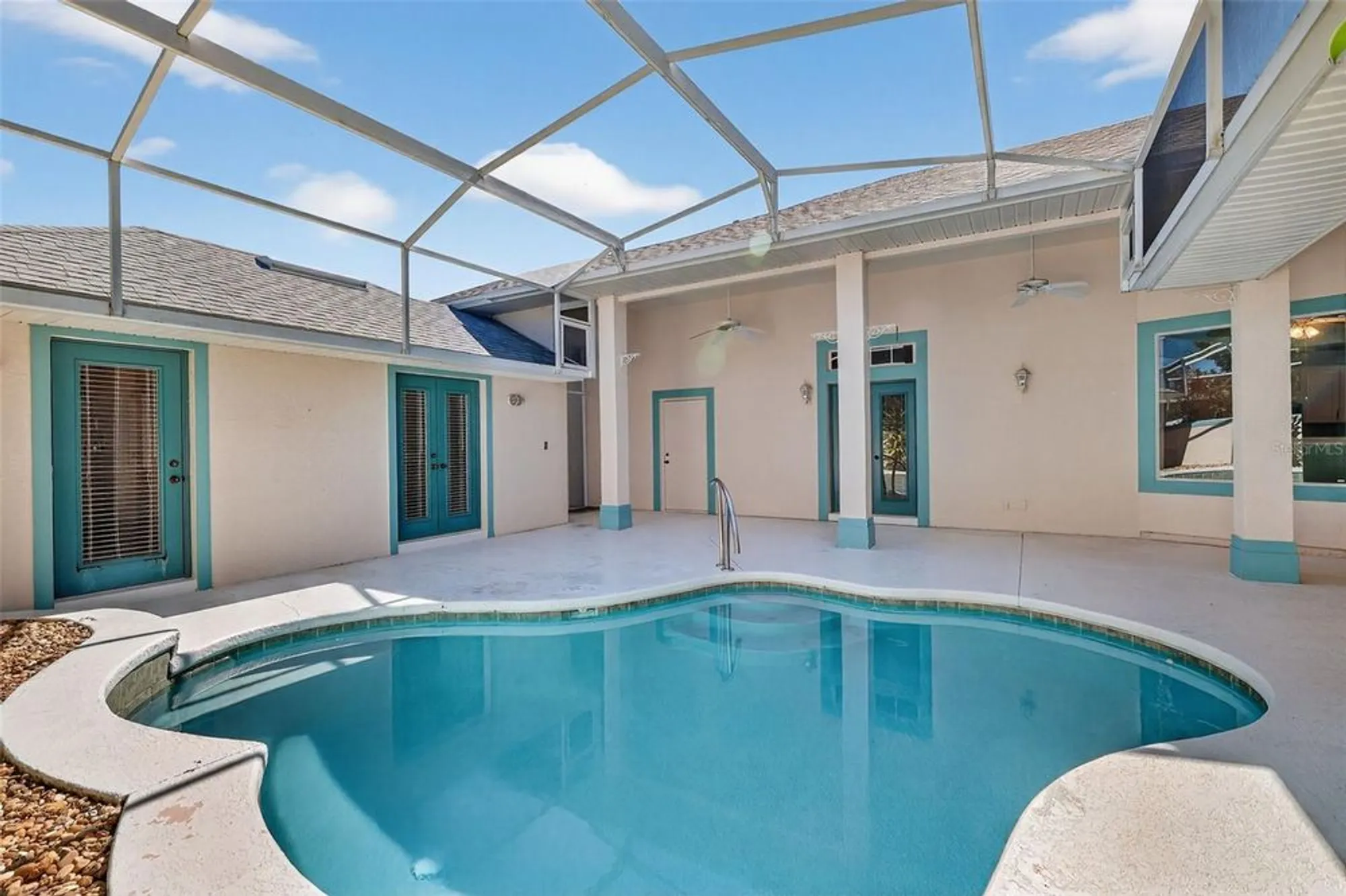 Property Slideshow image 4 of 66 | 21607 regency park ln, Leesburg, FL, 34748