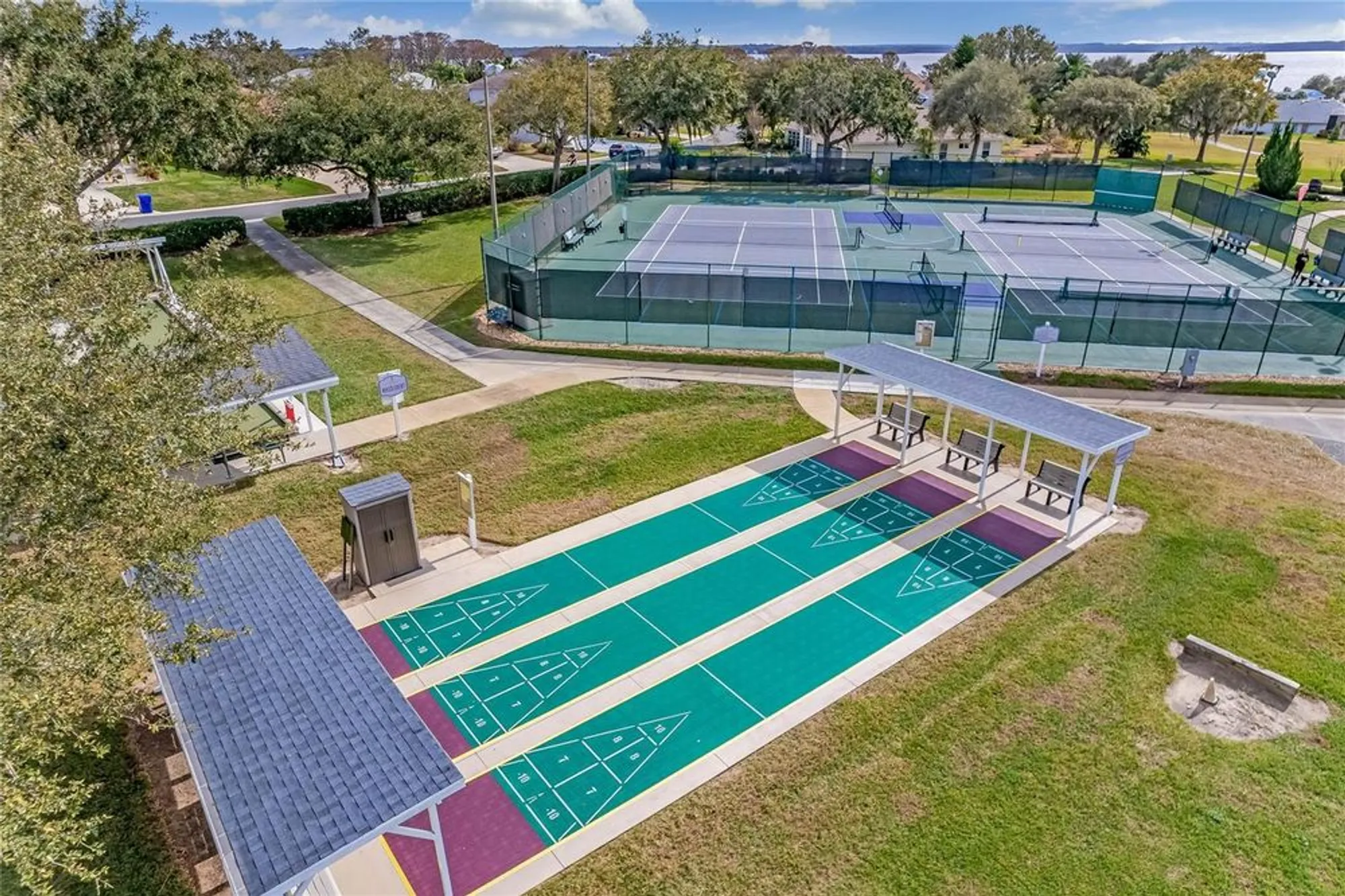 Property Slideshow image 49 of 65 | 5502 bounty cir, Tavares, FL, 32778