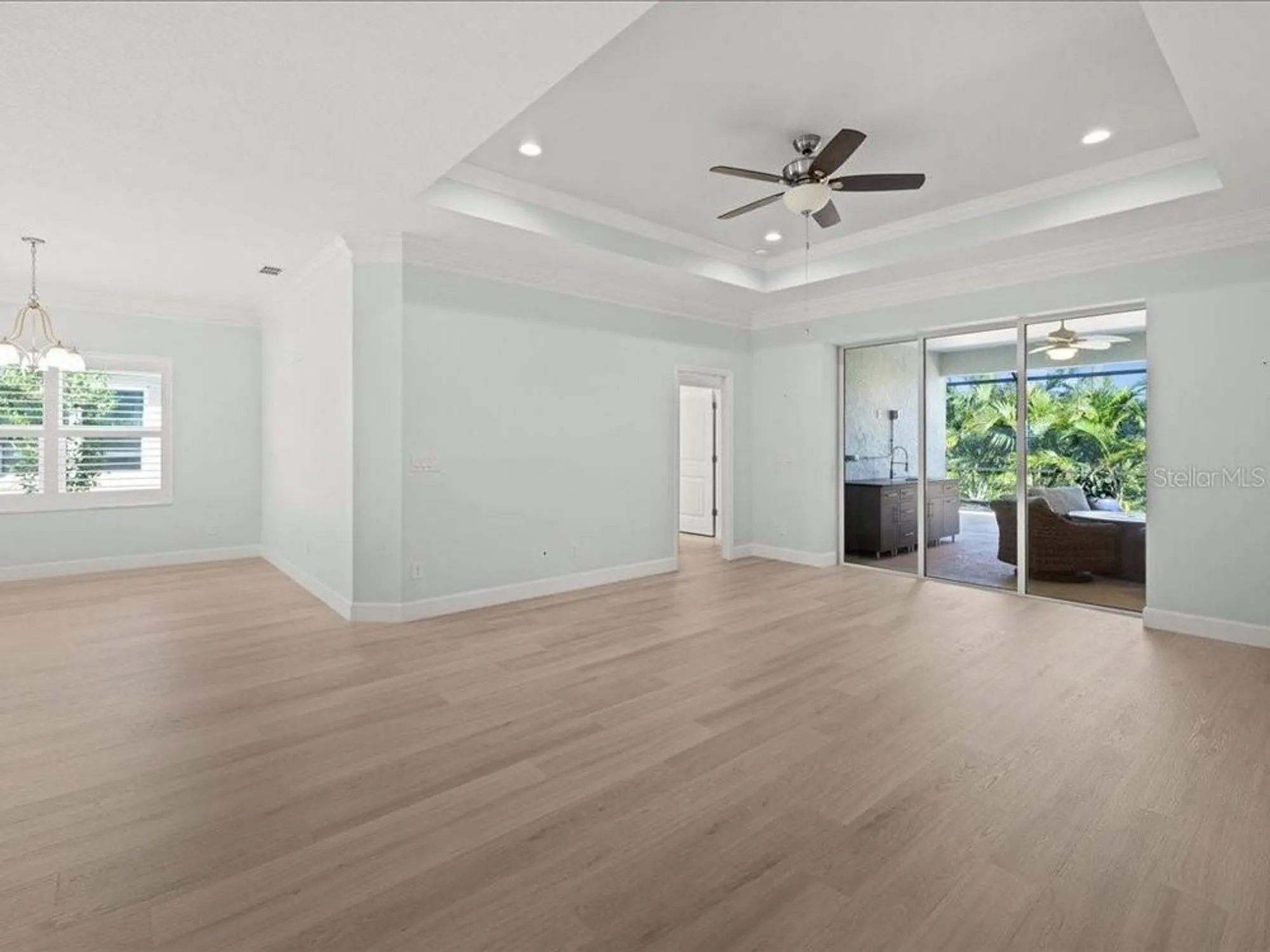 Property Slideshow image 10 of 47 | 552 box elder ct, Englewood, FL, 34223