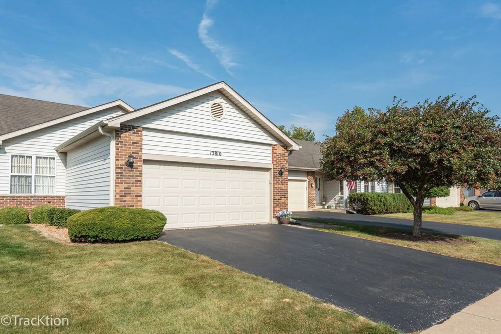 Property Slideshow image 2 of 30 | 13810 s magnolia dr, Plainfield, IL, 60544