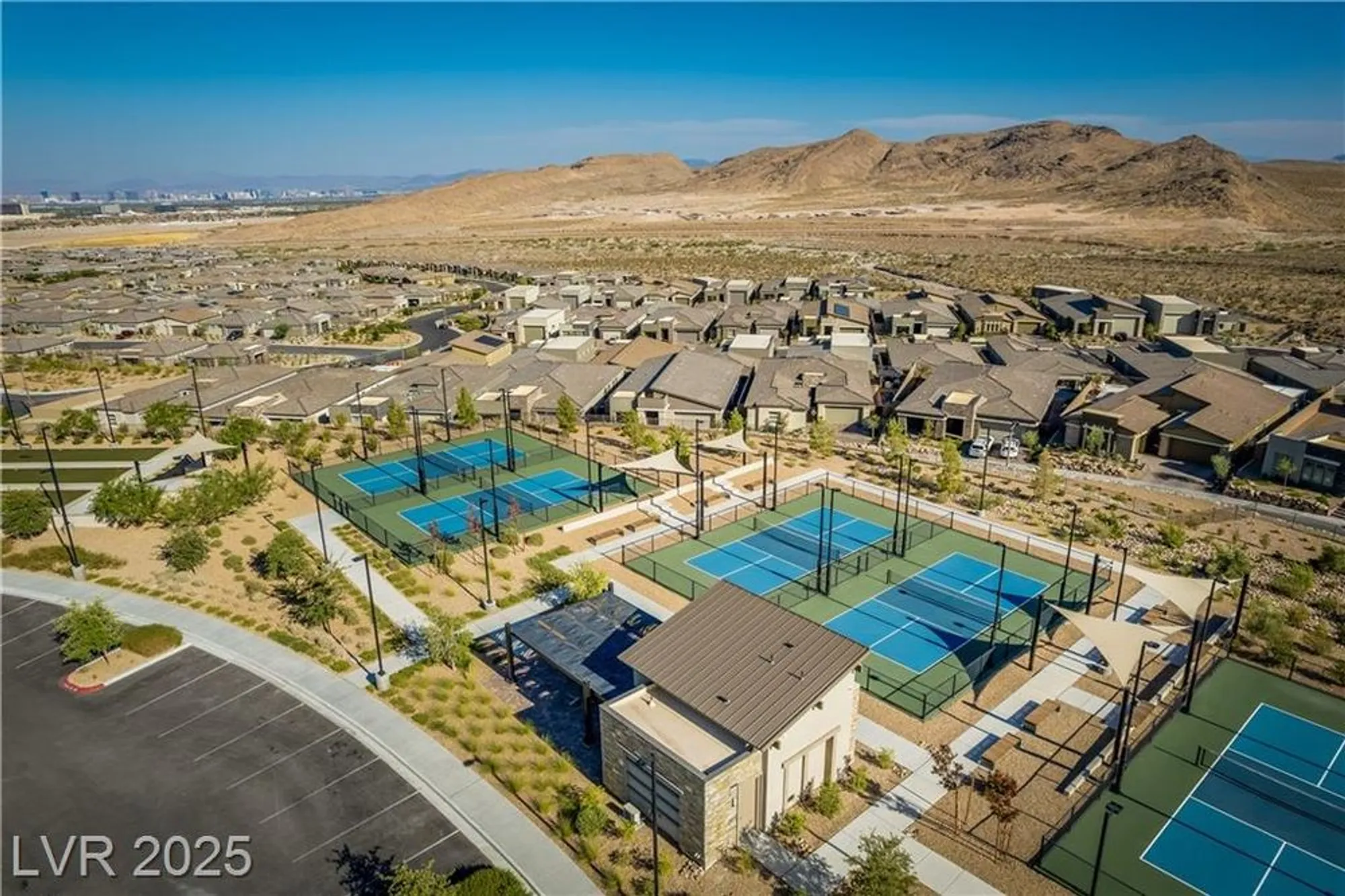 Property Slideshow image 33 of 44 | 12438 heritage bend dr, Las Vegas, NV, 89138