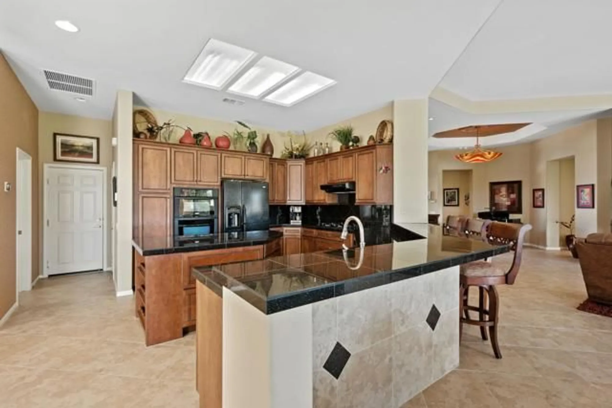 Property Slideshow image 18 of 41 | 37552 mojave sage st, Palm Desert, CA, 92211
