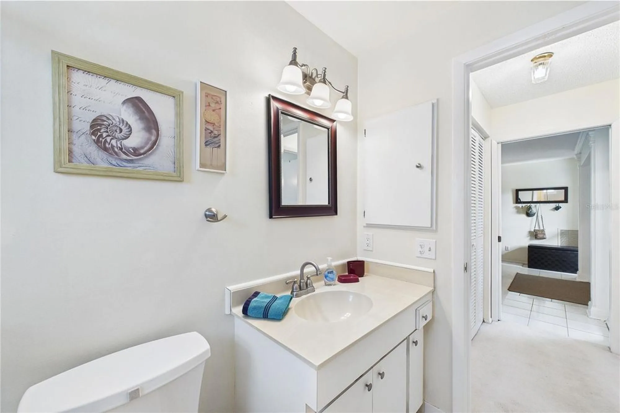 Property Slideshow image 30 of 64 | 6948 w country club dr, Sarasota, FL, 34243