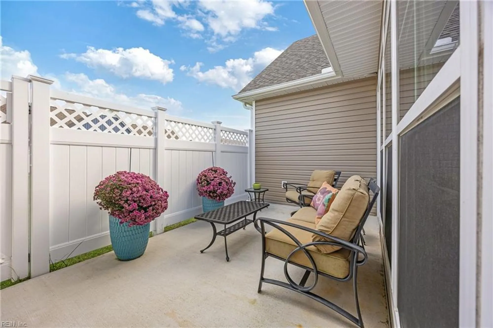 Property Slideshow image 37 of 47 | 204 cathedral st, Smithfield, VA, 23430